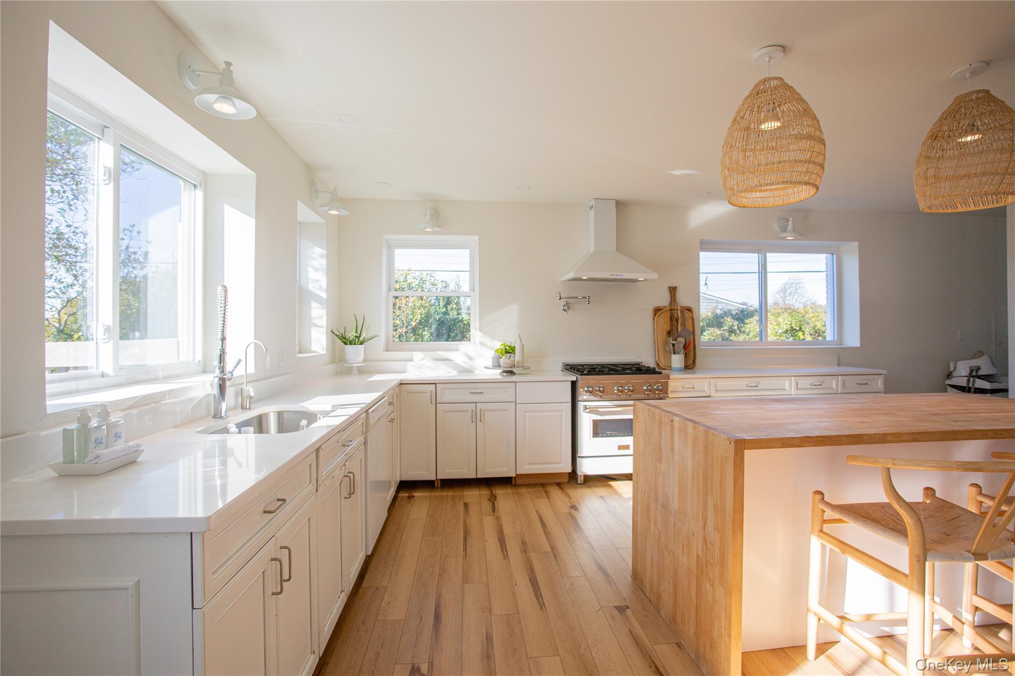 2175 Bay Boulevard, Atlantic Beach, NY 11509