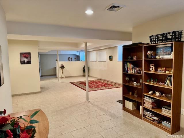 60-28 60th Place, Maspeth, NY 11378