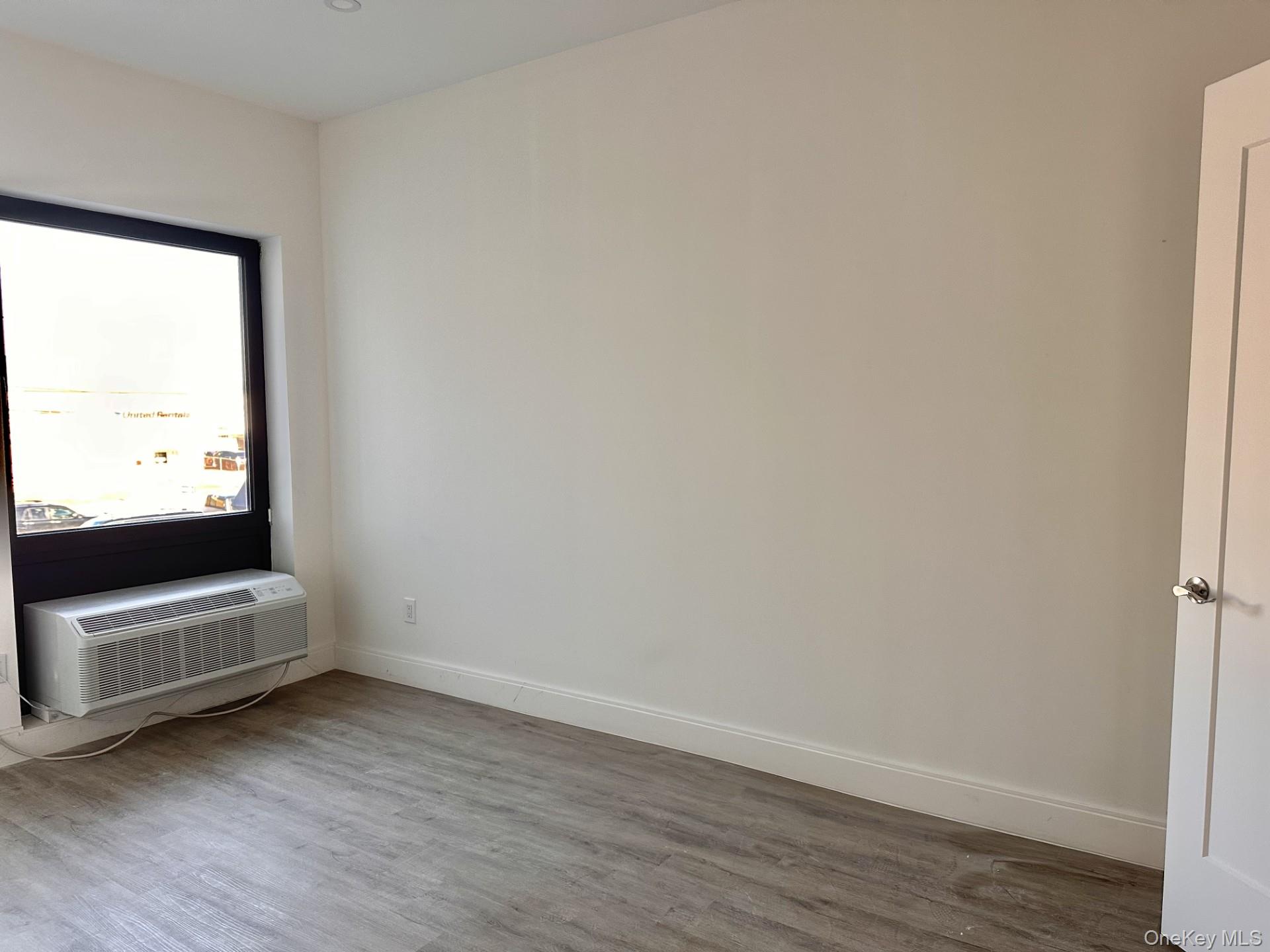 362 W MERRICK Road # 206, Valley Stream, NY 11580