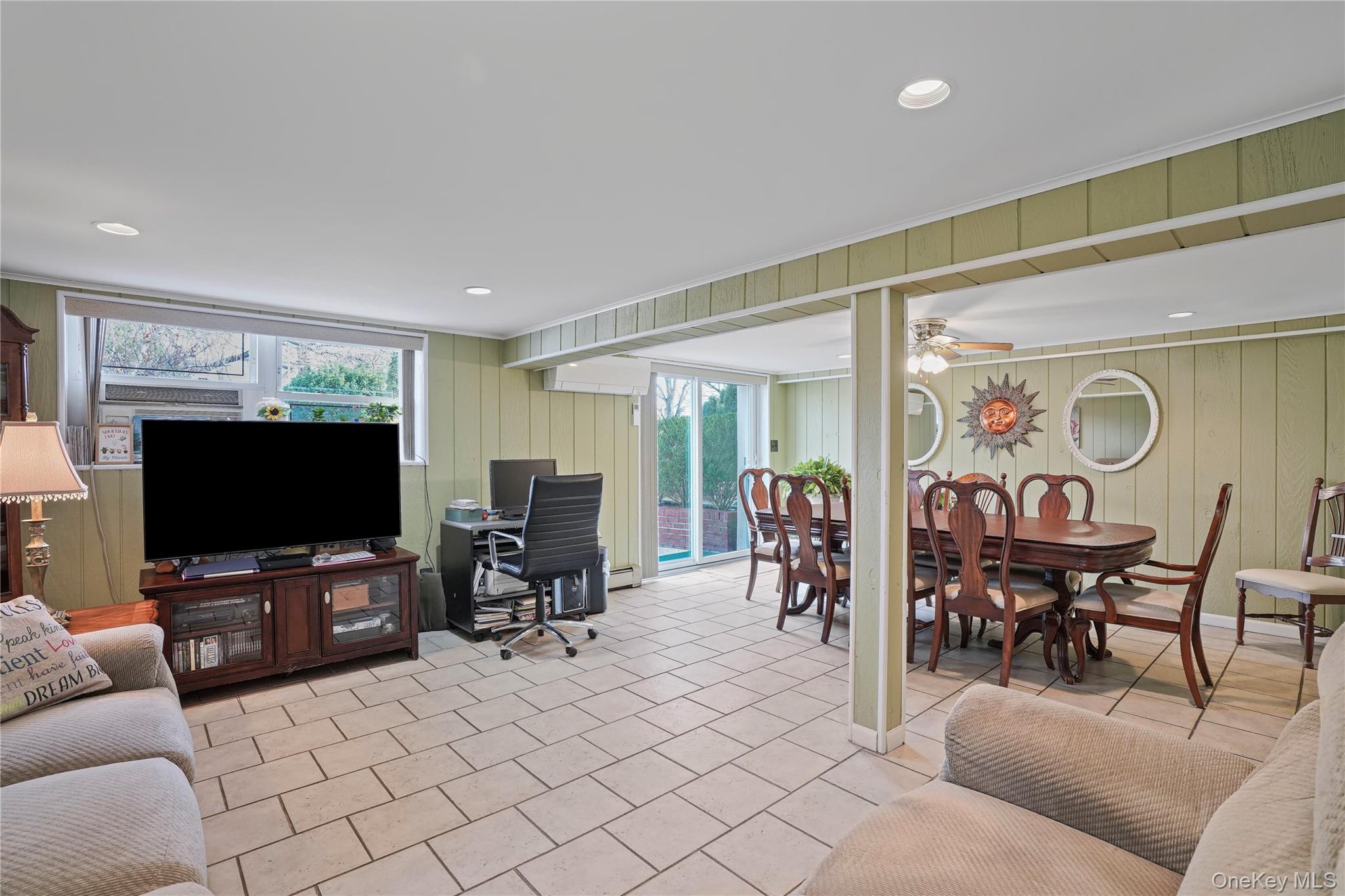 6035 75th Street, Middle Village, NY 11379