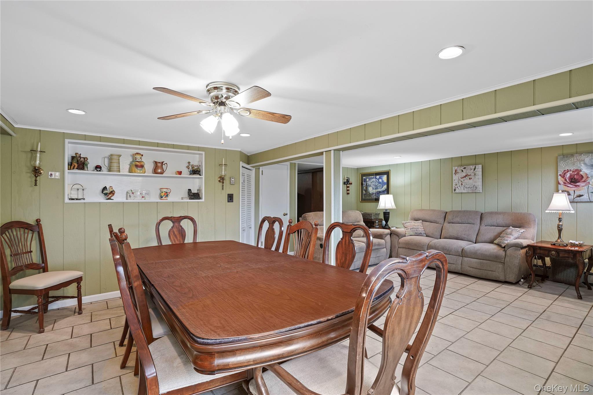 6035 75th Street, Middle Village, NY 11379