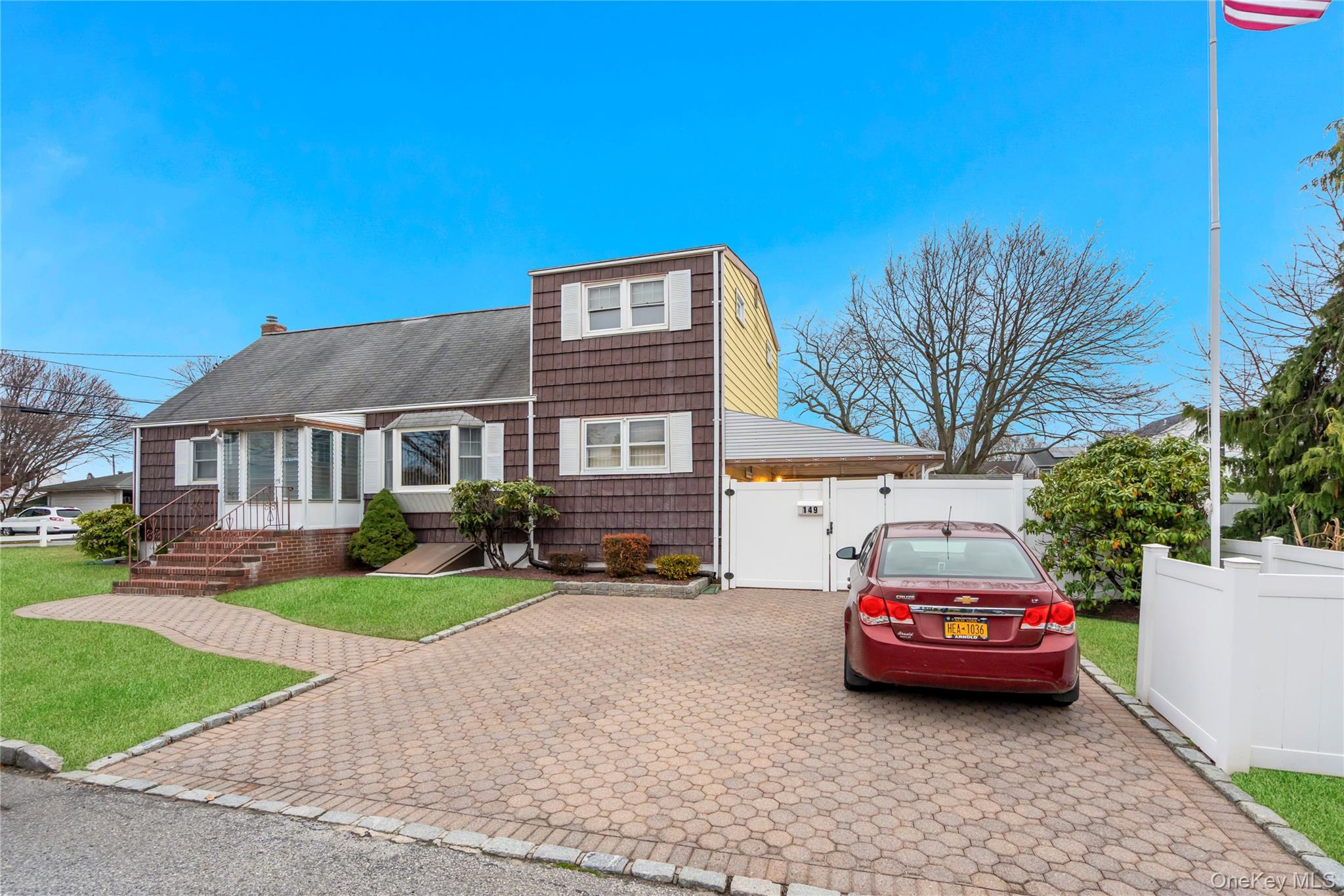 149 Byrd Street, Lindenhurst, NY 11757