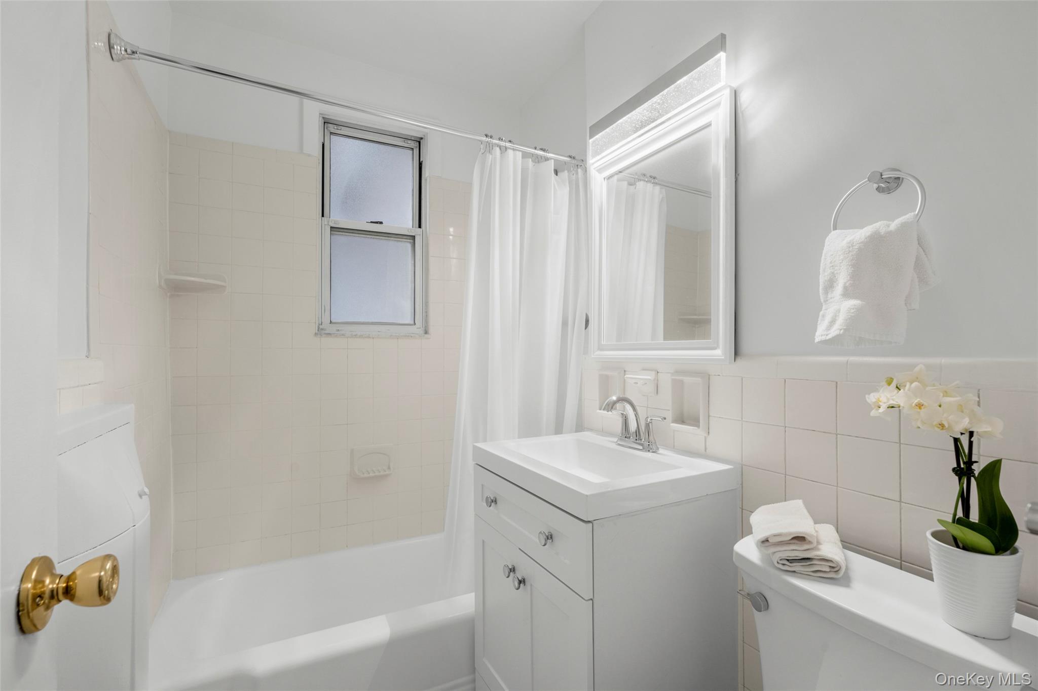 315 Palmer Terrace # 1E, Mamaroneck, NY 10543