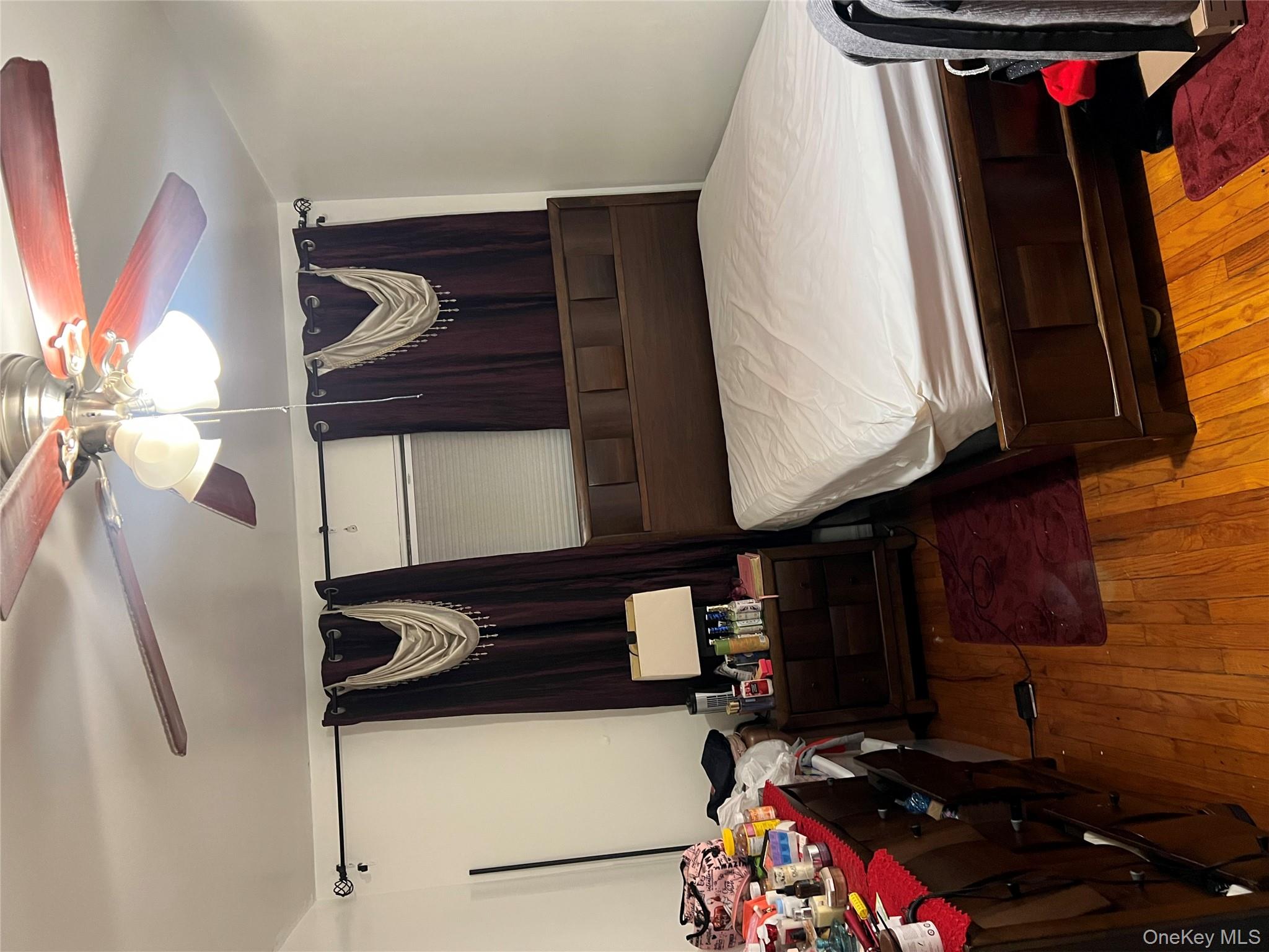 1461 E 233rd Street, Bronx, NY 10466