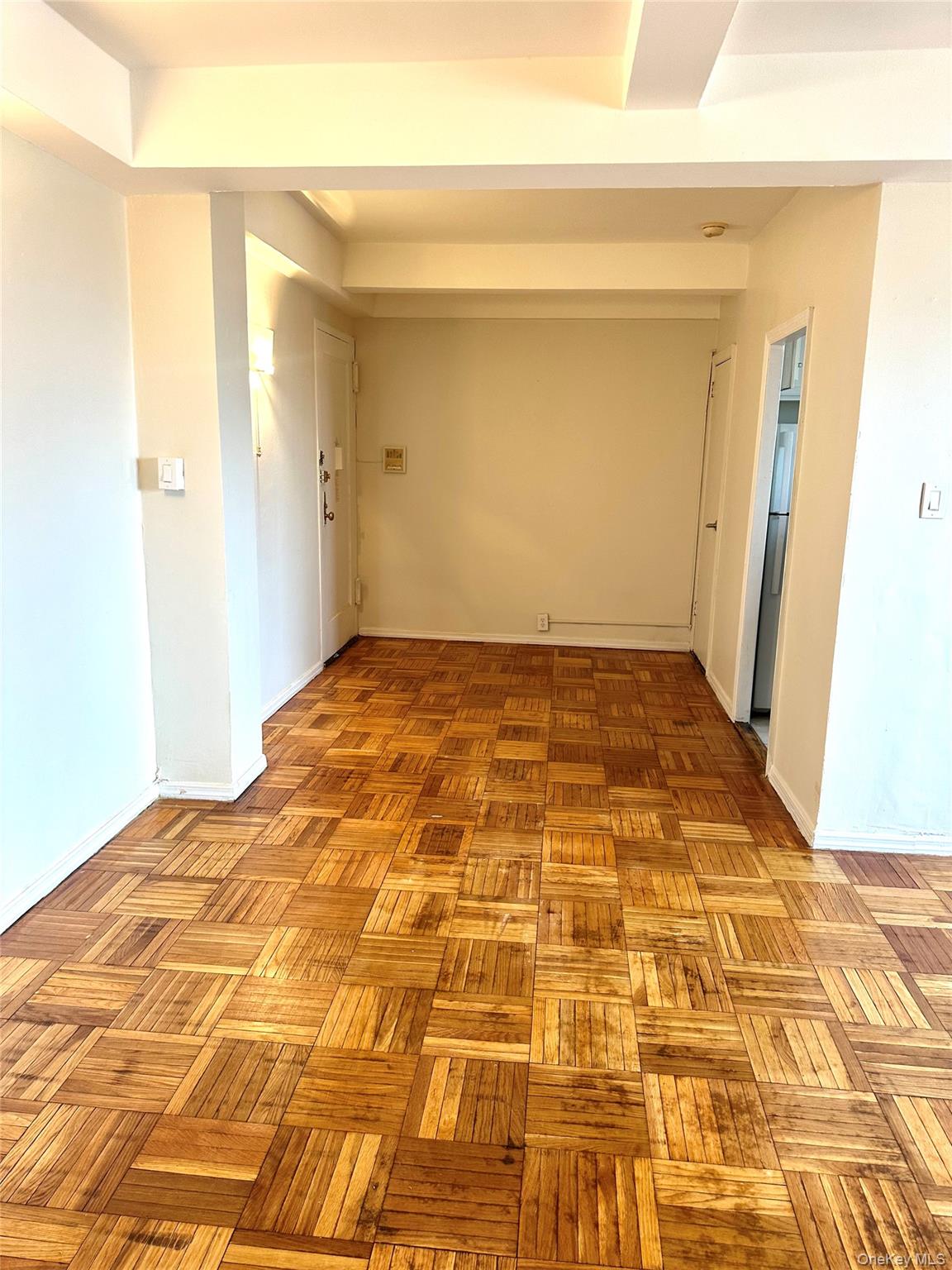 20 Metropolitan Oval # 11A, Bronx, NY 10462