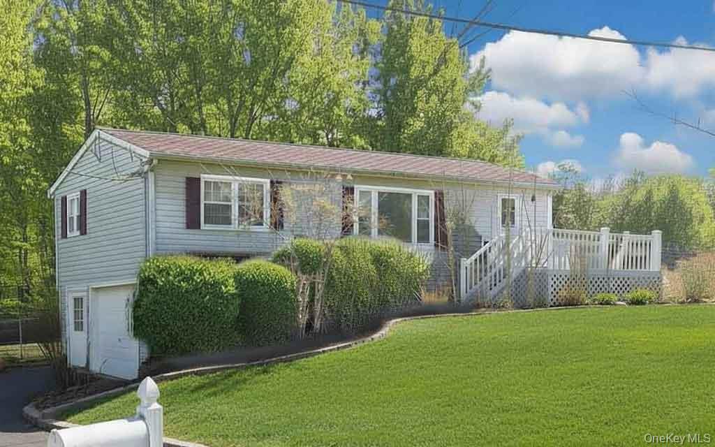 9 Merriewold Lane S, Monroe, NY 10950