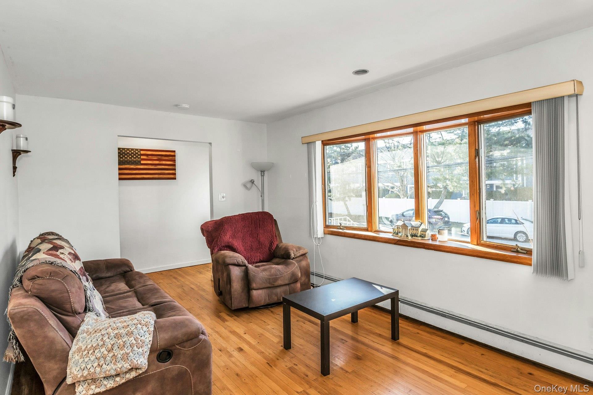 133 Baker Court, Island Park, NY 11558