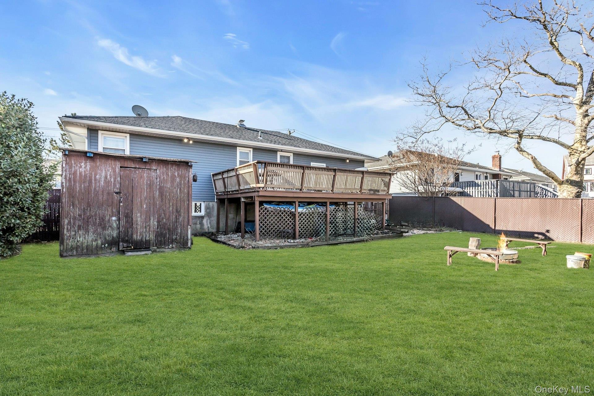 133 Baker Court, Island Park, NY 11558