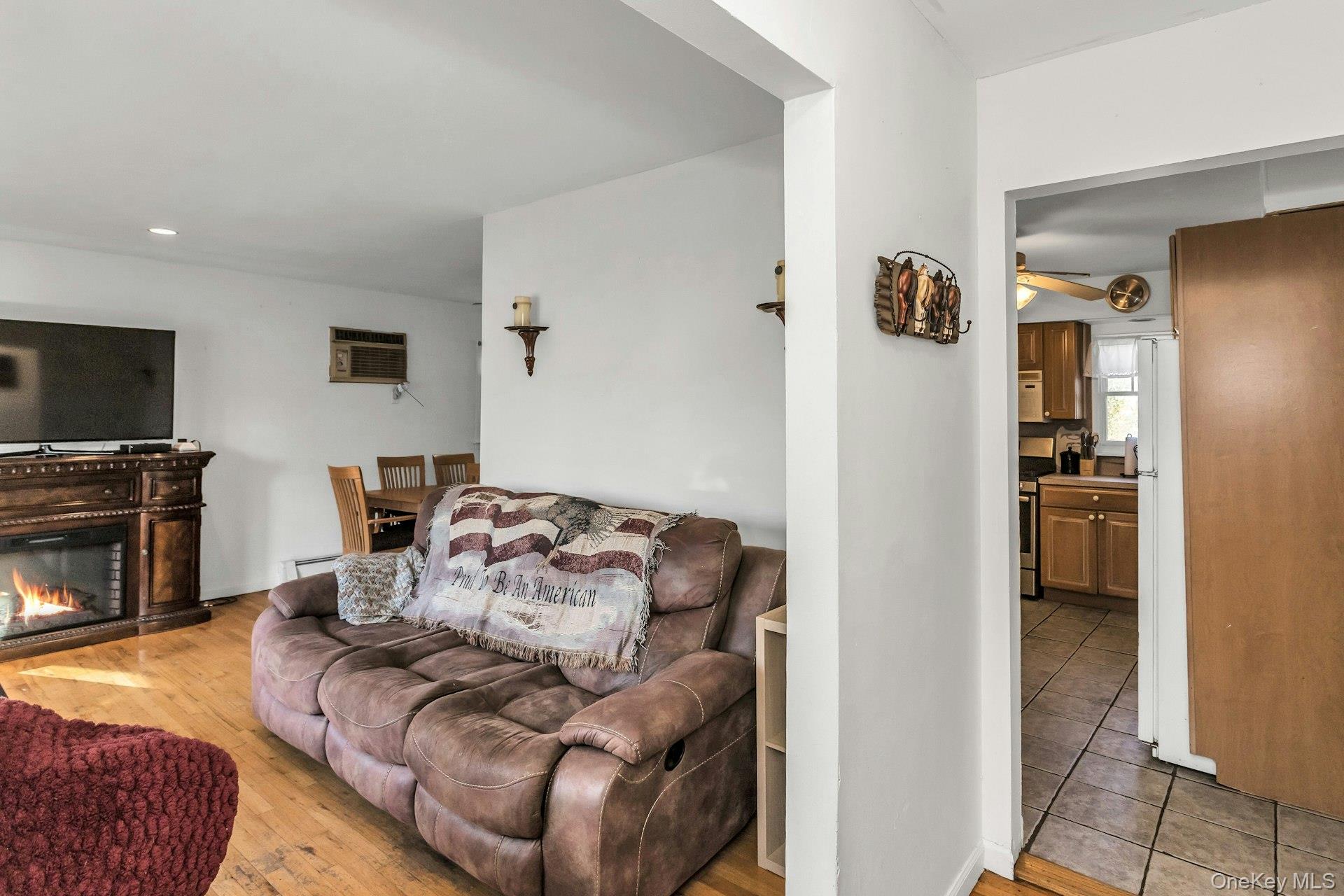 133 Baker Court, Island Park, NY 11558