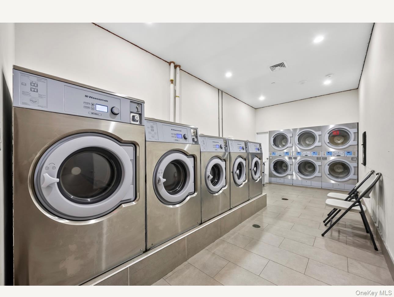 97-45 63 Drive Unit #6A, Rego Park, NY 11374