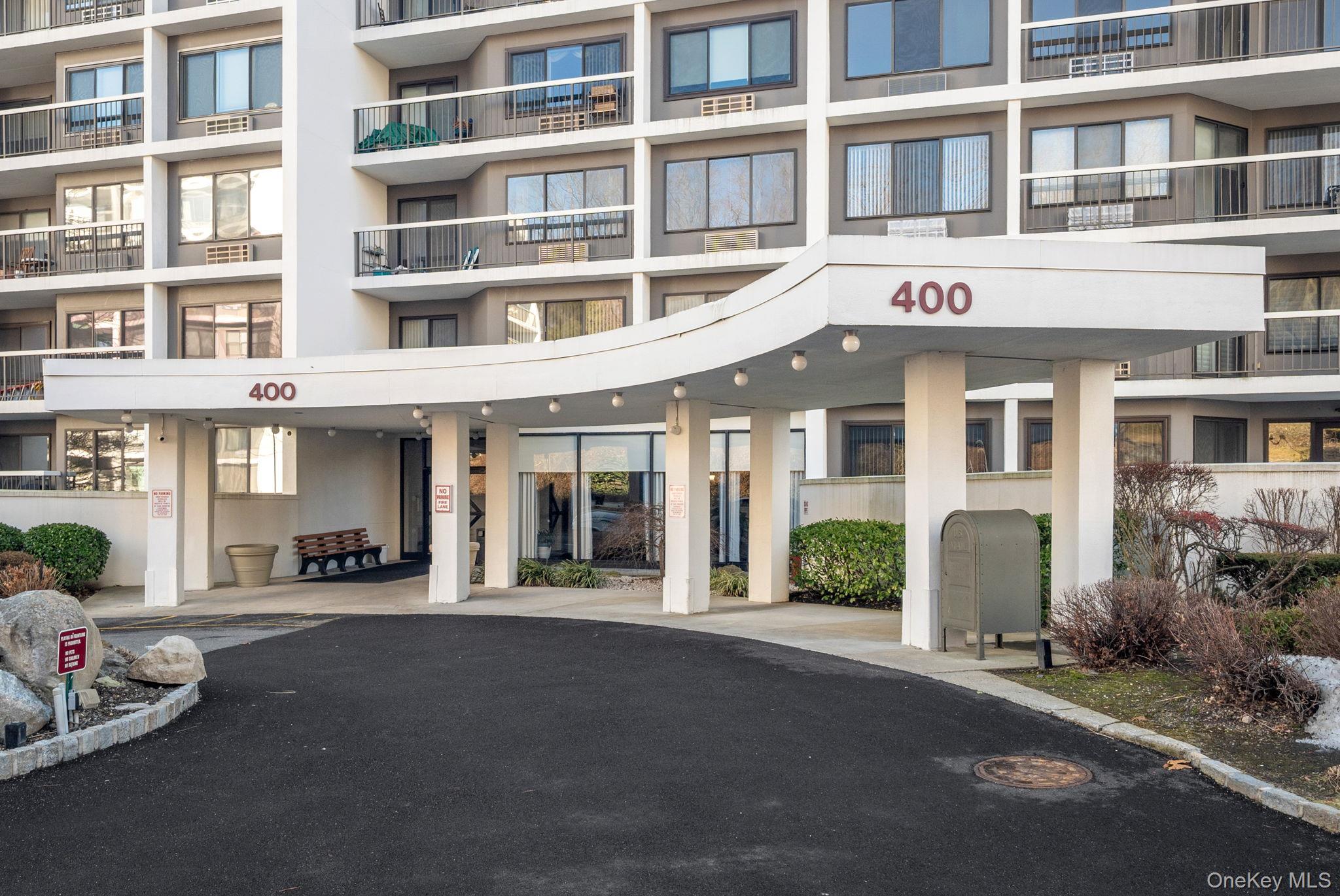400 High Point Drive # PH5, Hartsdale, NY 10530