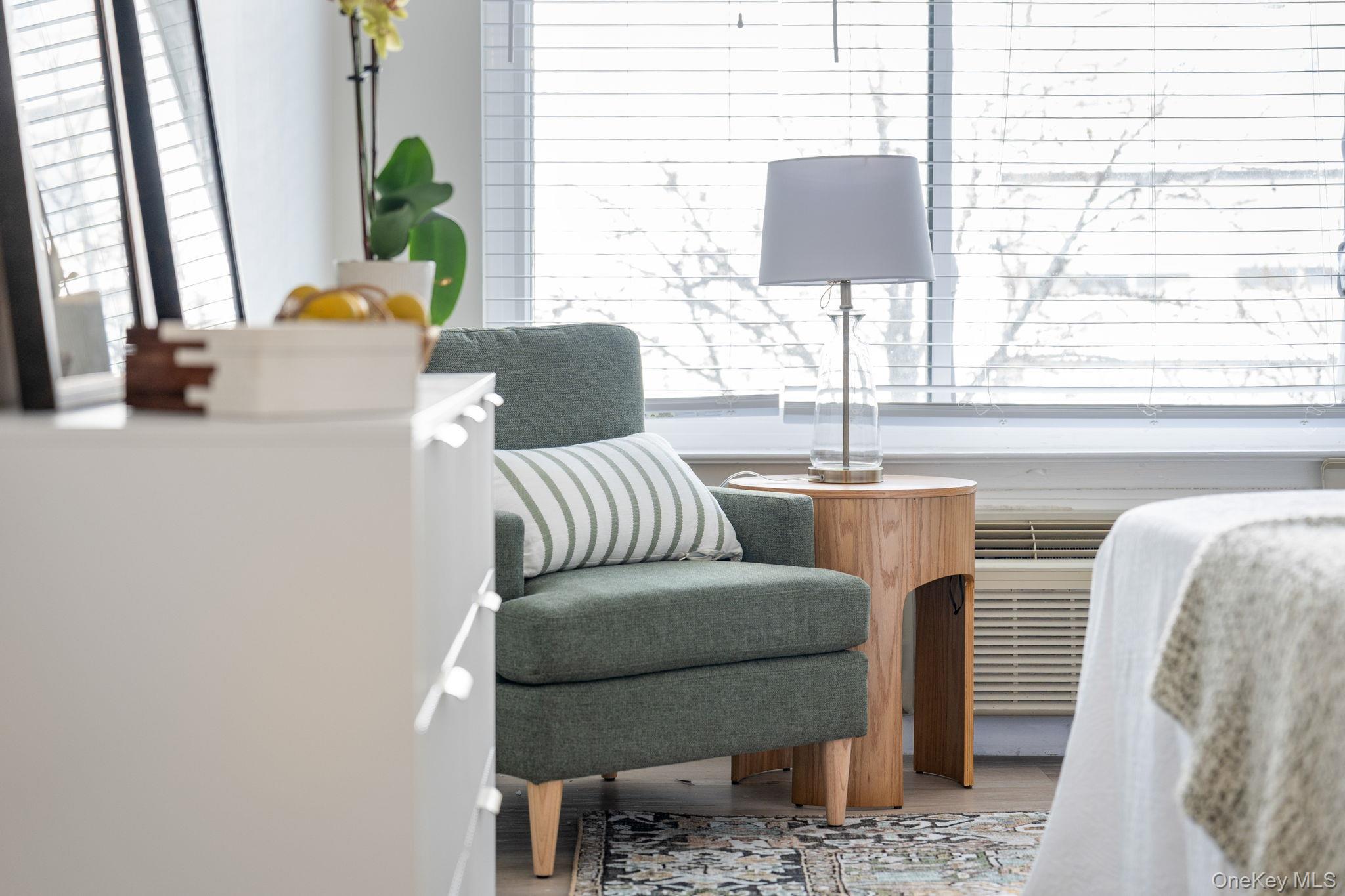 400 High Point Drive # PH5, Hartsdale, NY 10530