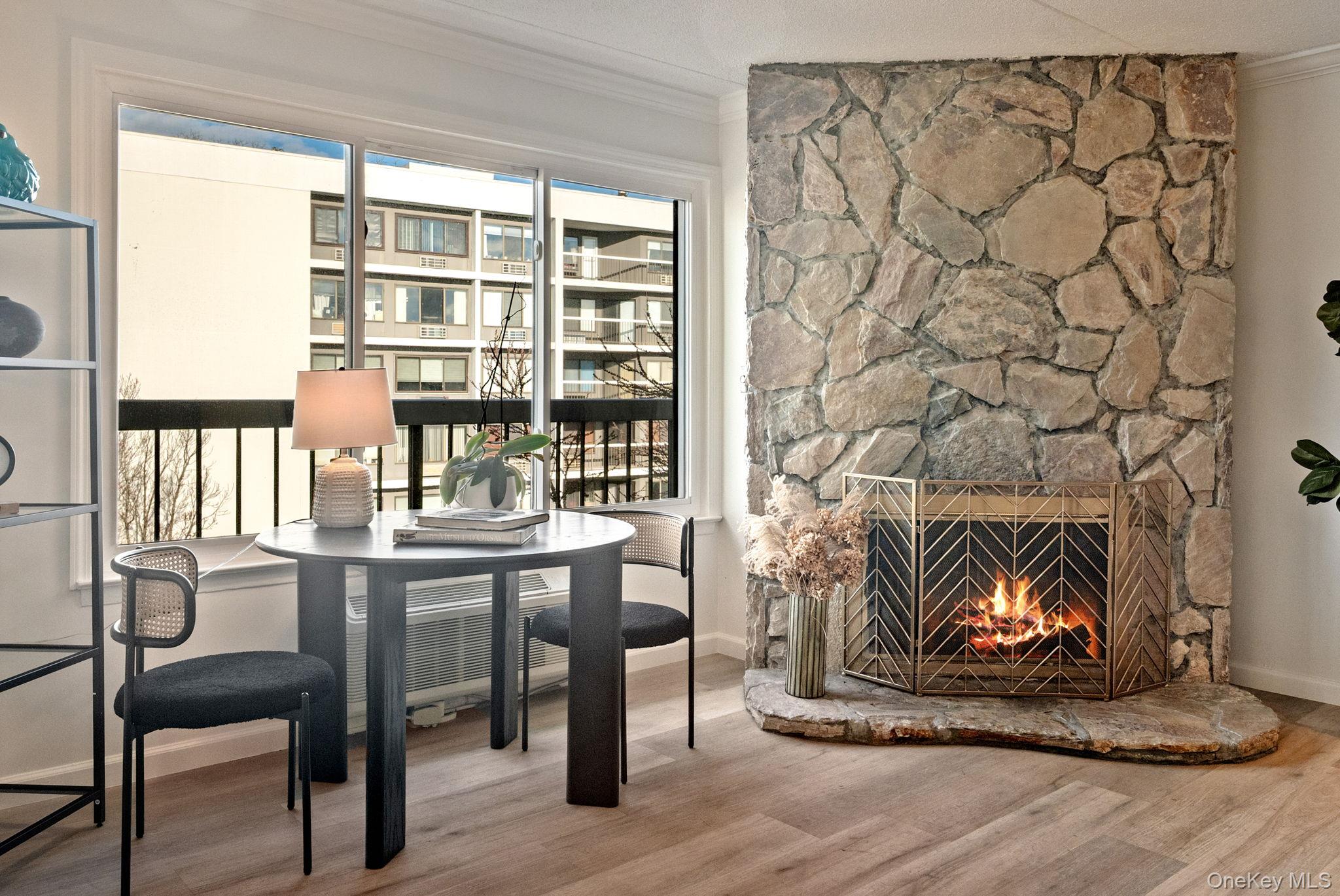 400 High Point Drive # PH5, Hartsdale, NY 10530