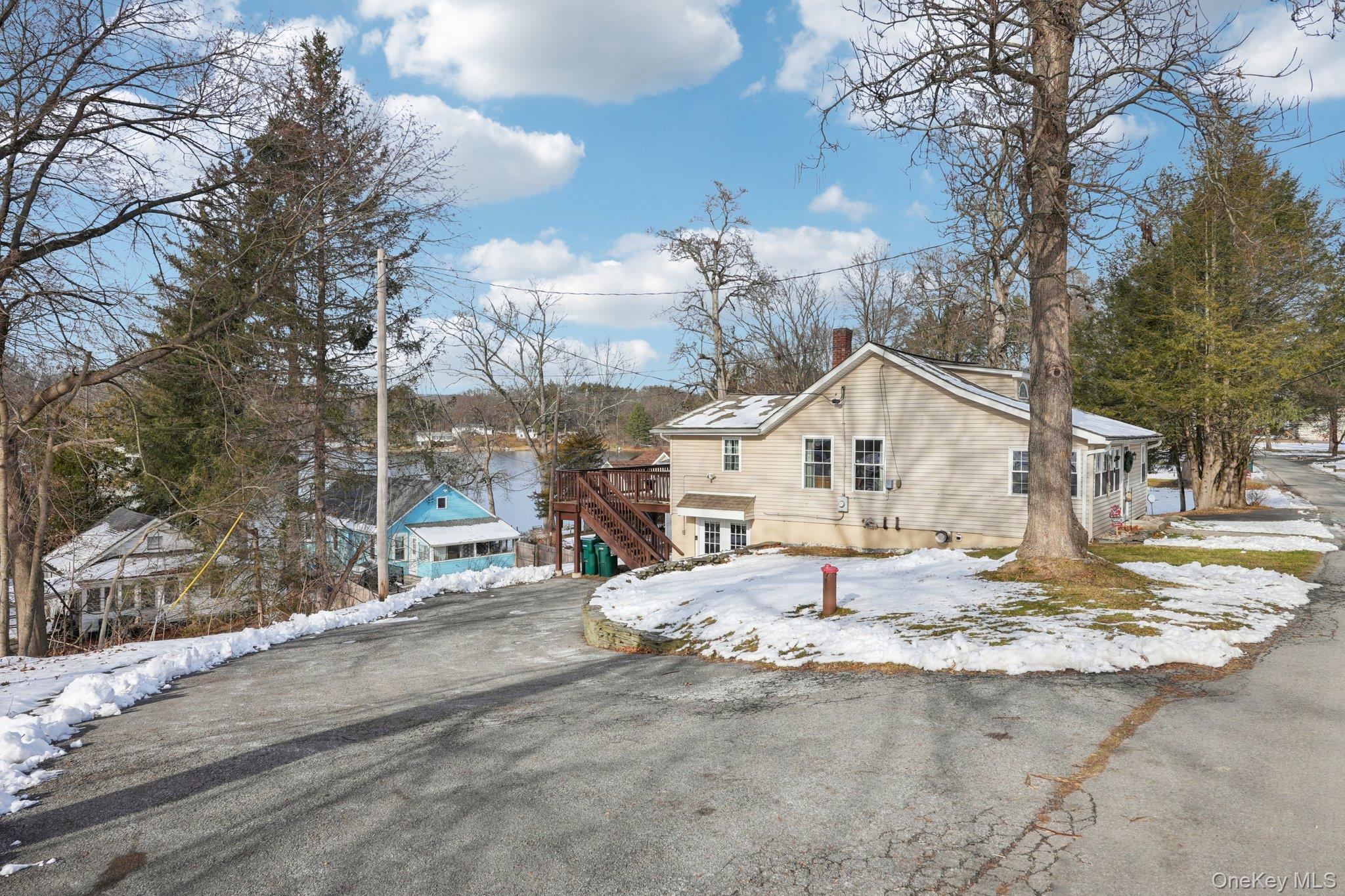 252 East Drive, Walden, NY 12586