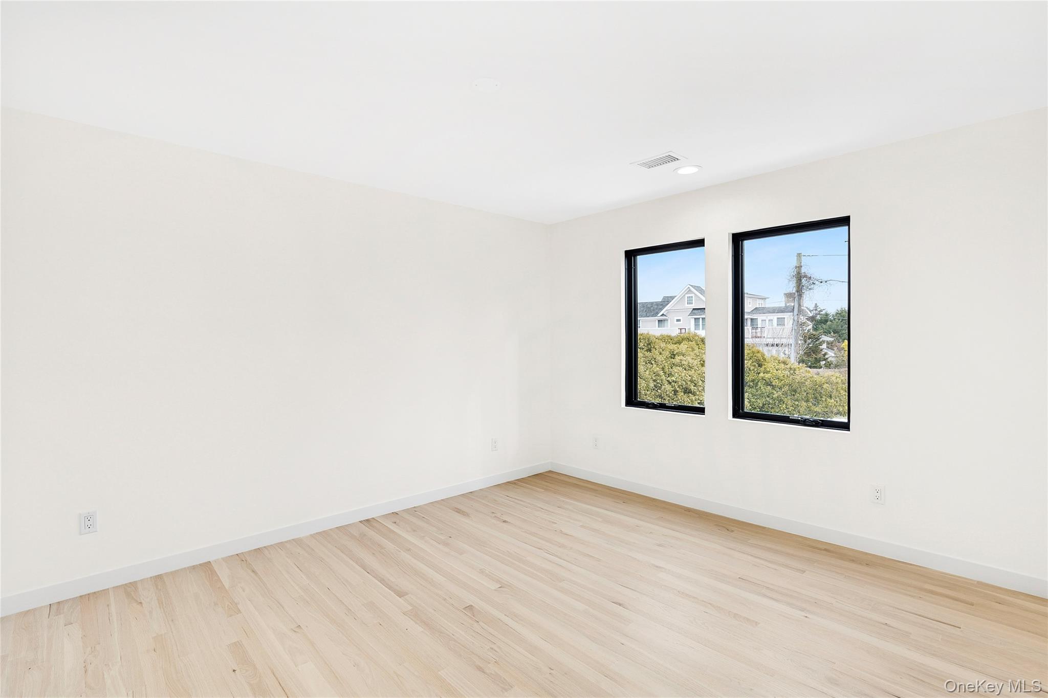 3 Shore Lane, Westhampton, NY 11977