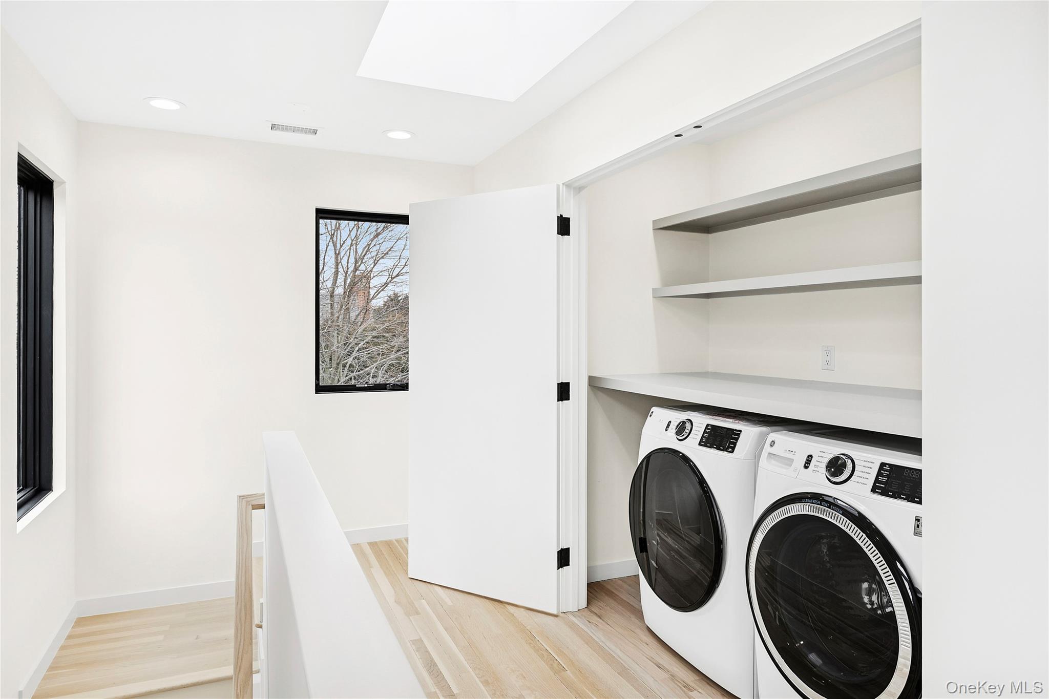 3 Shore Lane, Westhampton, NY 11977