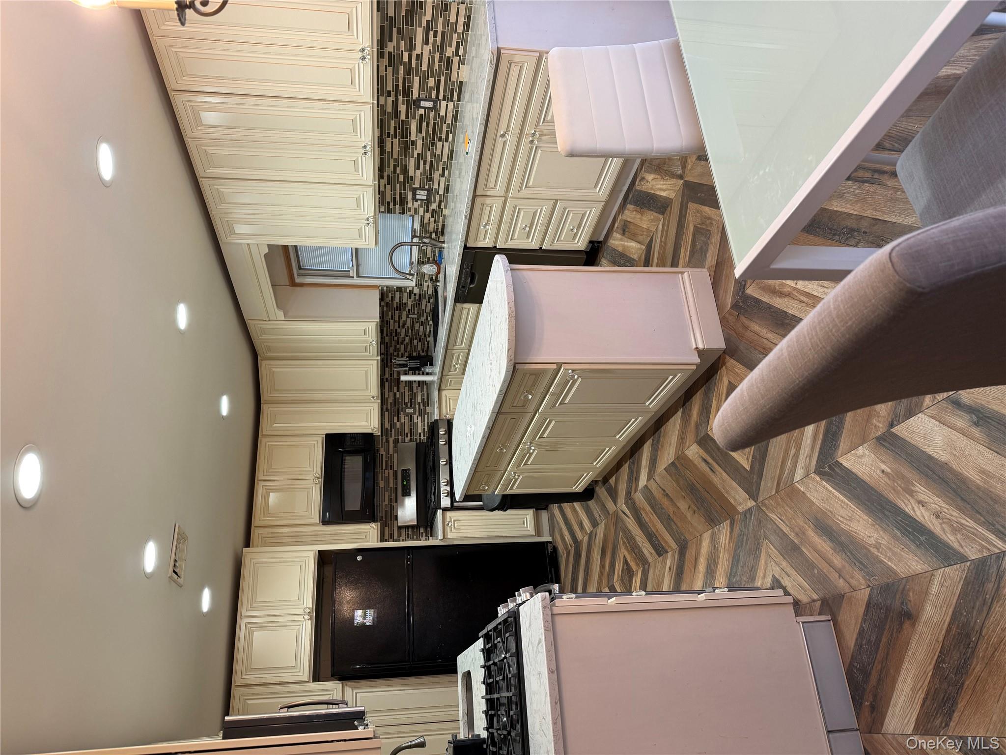 92 Spook Rock Road, Suffern, NY 10901