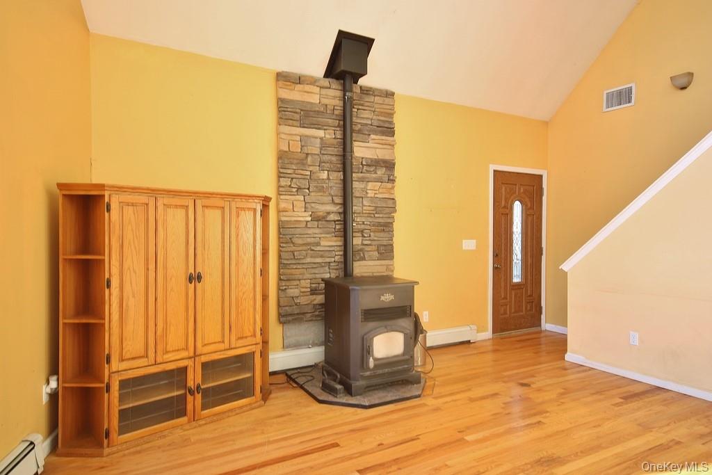 415 N Shore Drive, Wurtsboro, NY 12790