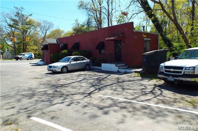 421 Commack Road, Mastic Beach, NY 11951