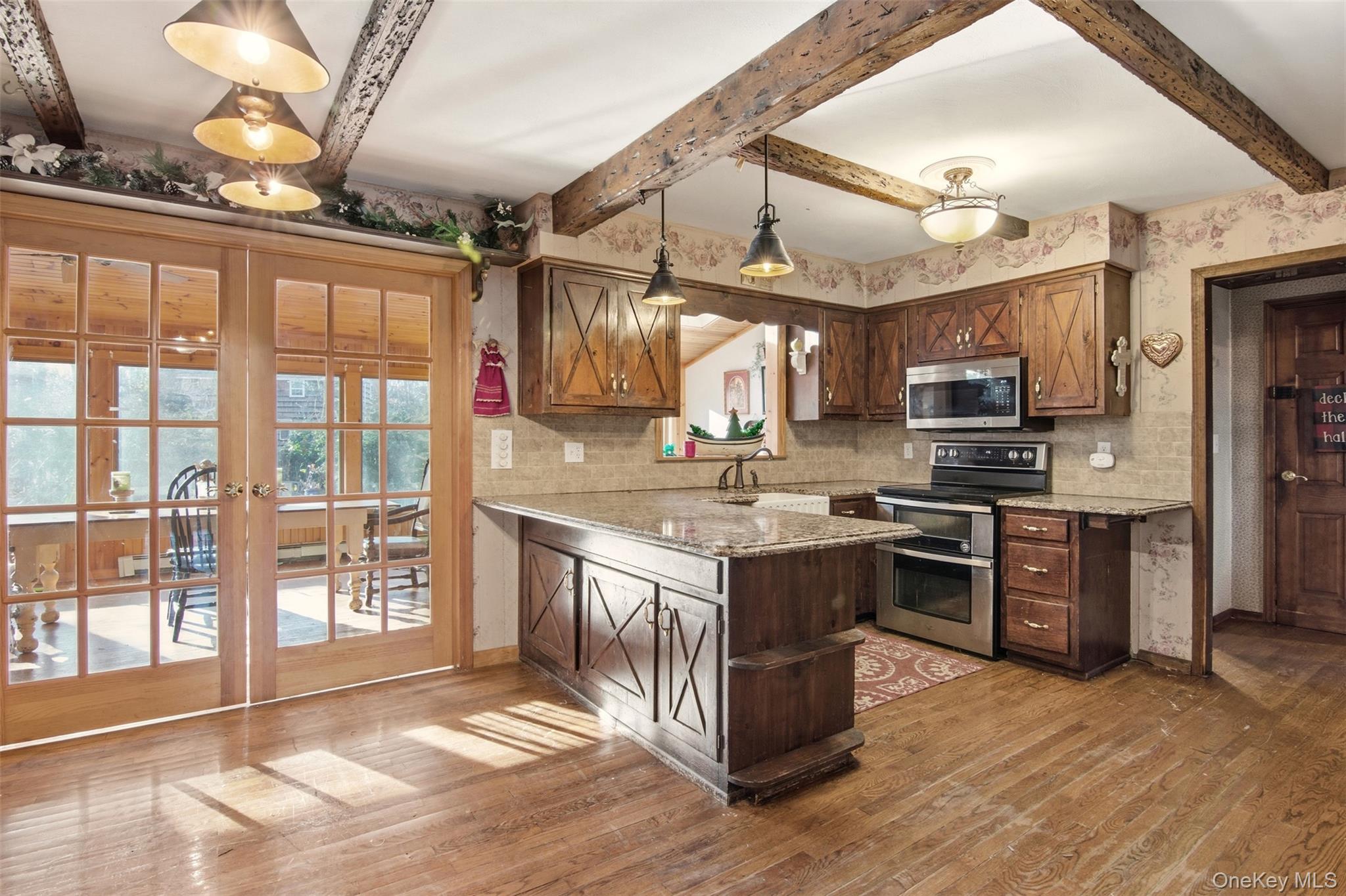 105 Rustic Road, Port Jefferson, NY 11777