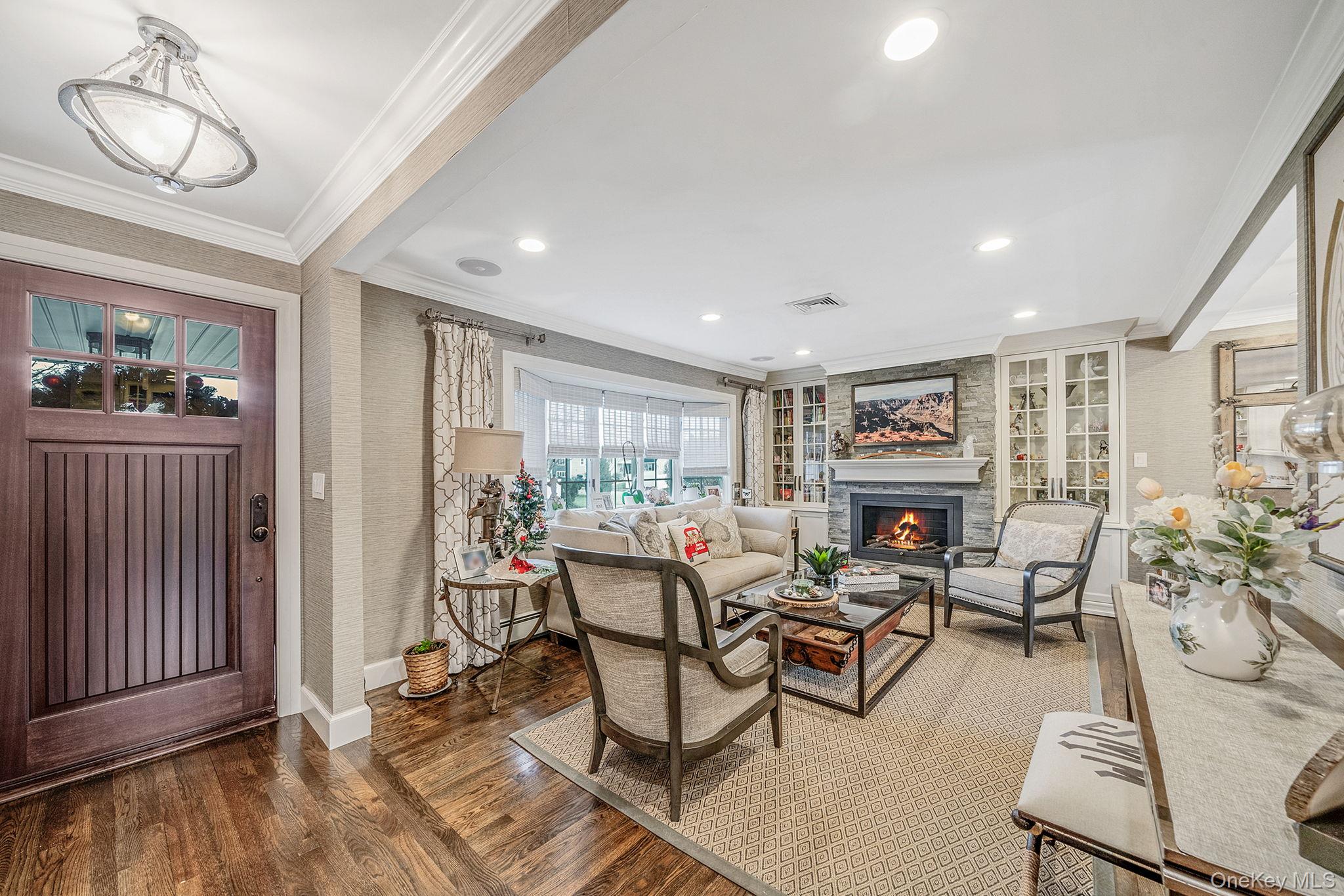 3 Walnut Place, North Massapequa, NY 11758