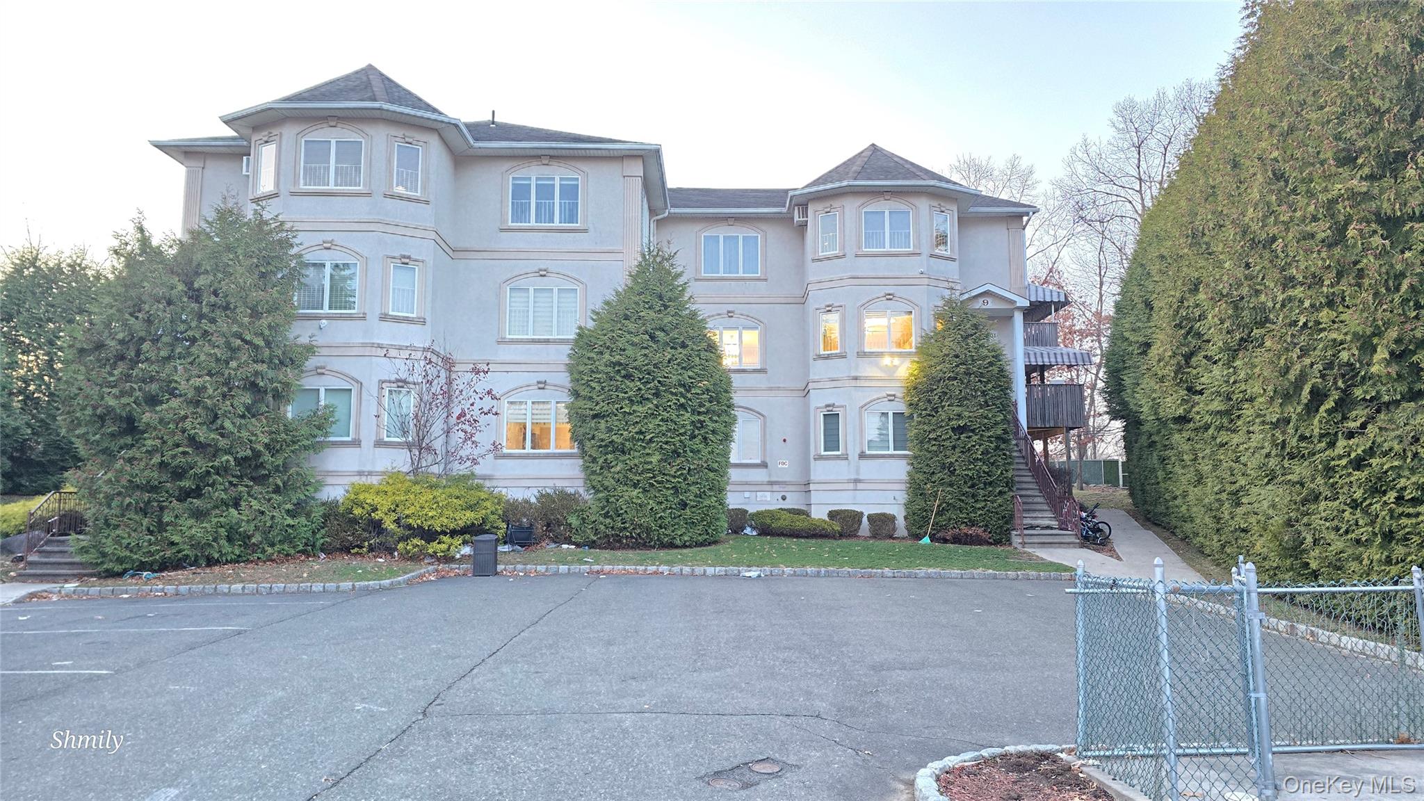 9 Gibbs Court # 201, Monsey, NY 10952