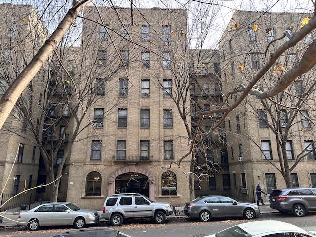 225 Bennett Avenue # 2R, New York (Manhattan), NY 10040