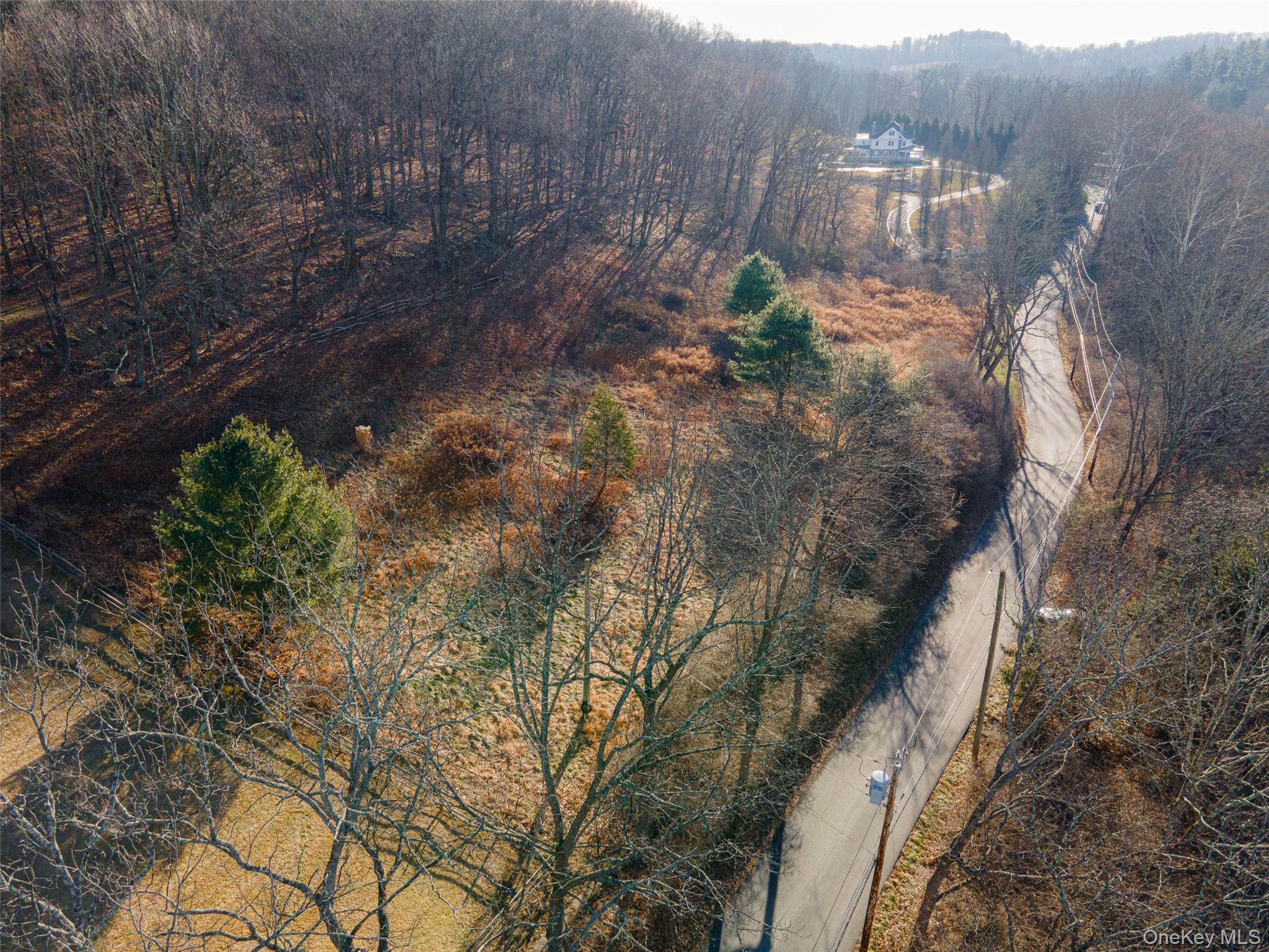 10 Sarles Street, Bedford Corners, NY 10549