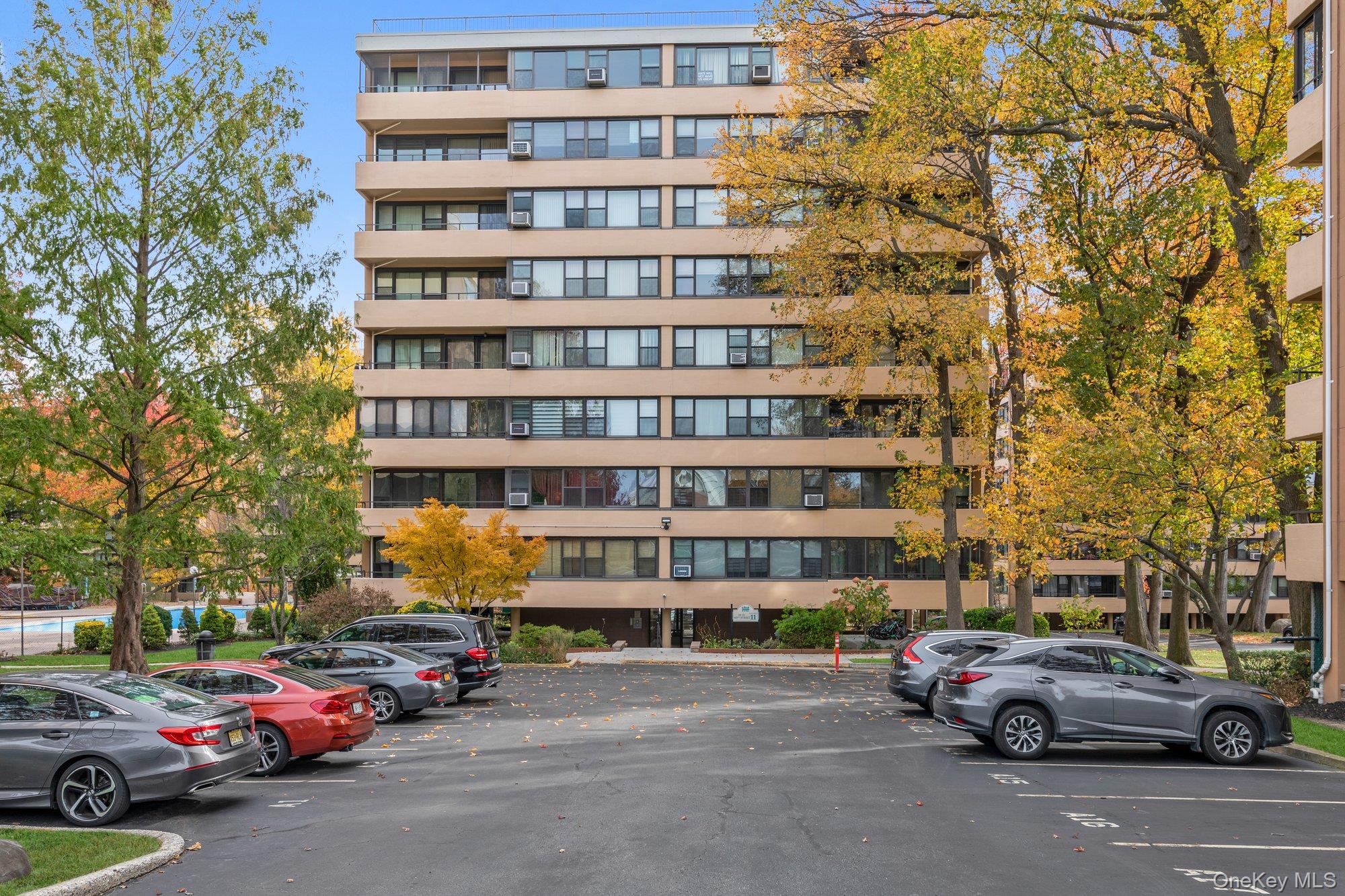166-40 Powells Cove Blvd # 2A, Beechhurst, NY 11357