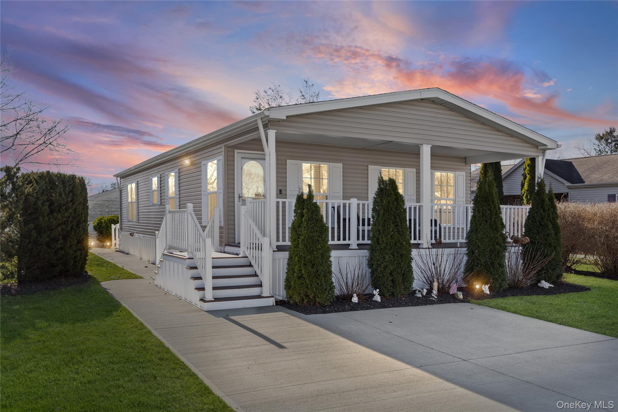 1661 Old Country Road # 351B, Riverhead, NY 11901