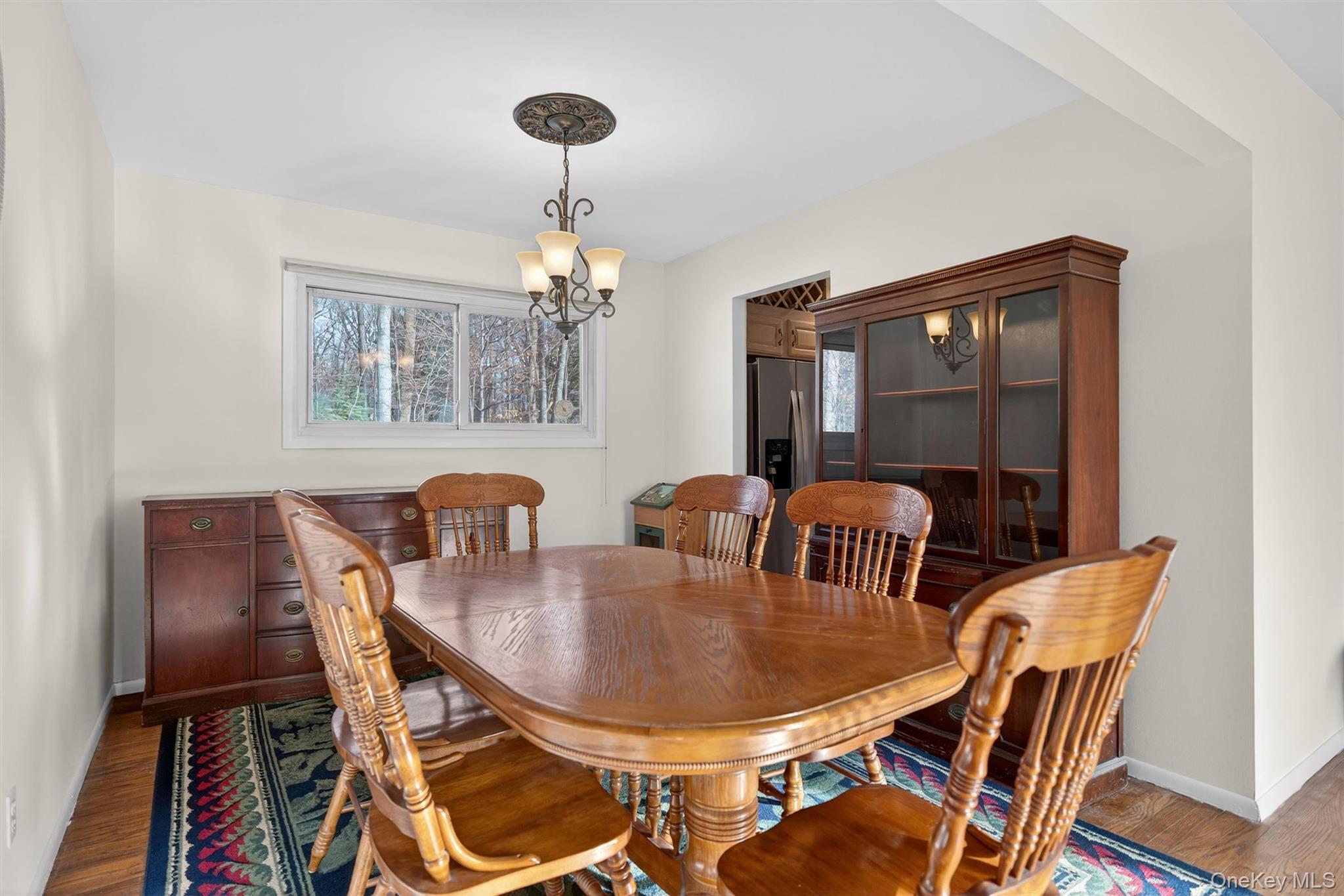 10 Fleetwood Avenue, Chestnut Ridge, NY 10977