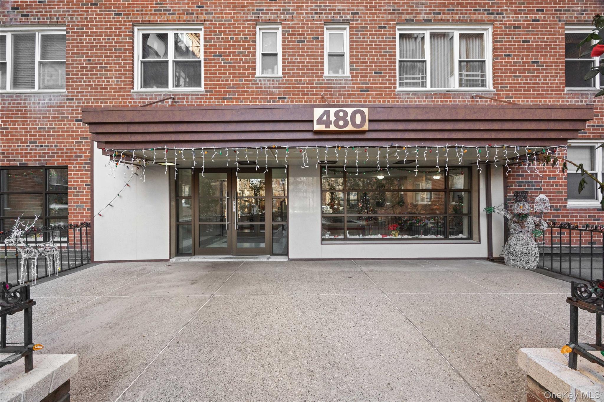 480 Riverdale # 2U, Yonkers, NY 10705