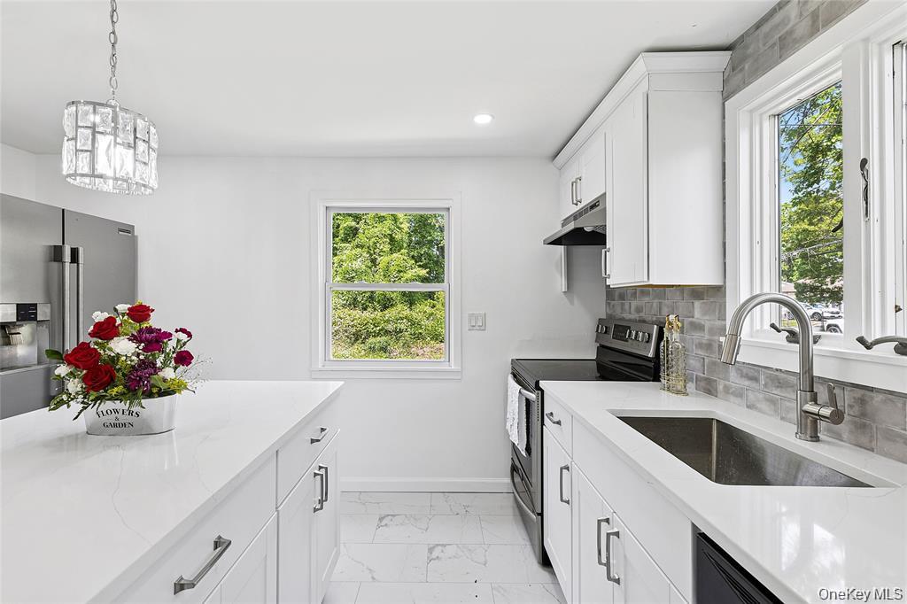 46 Saint George Drive, Shirley, NY 11967