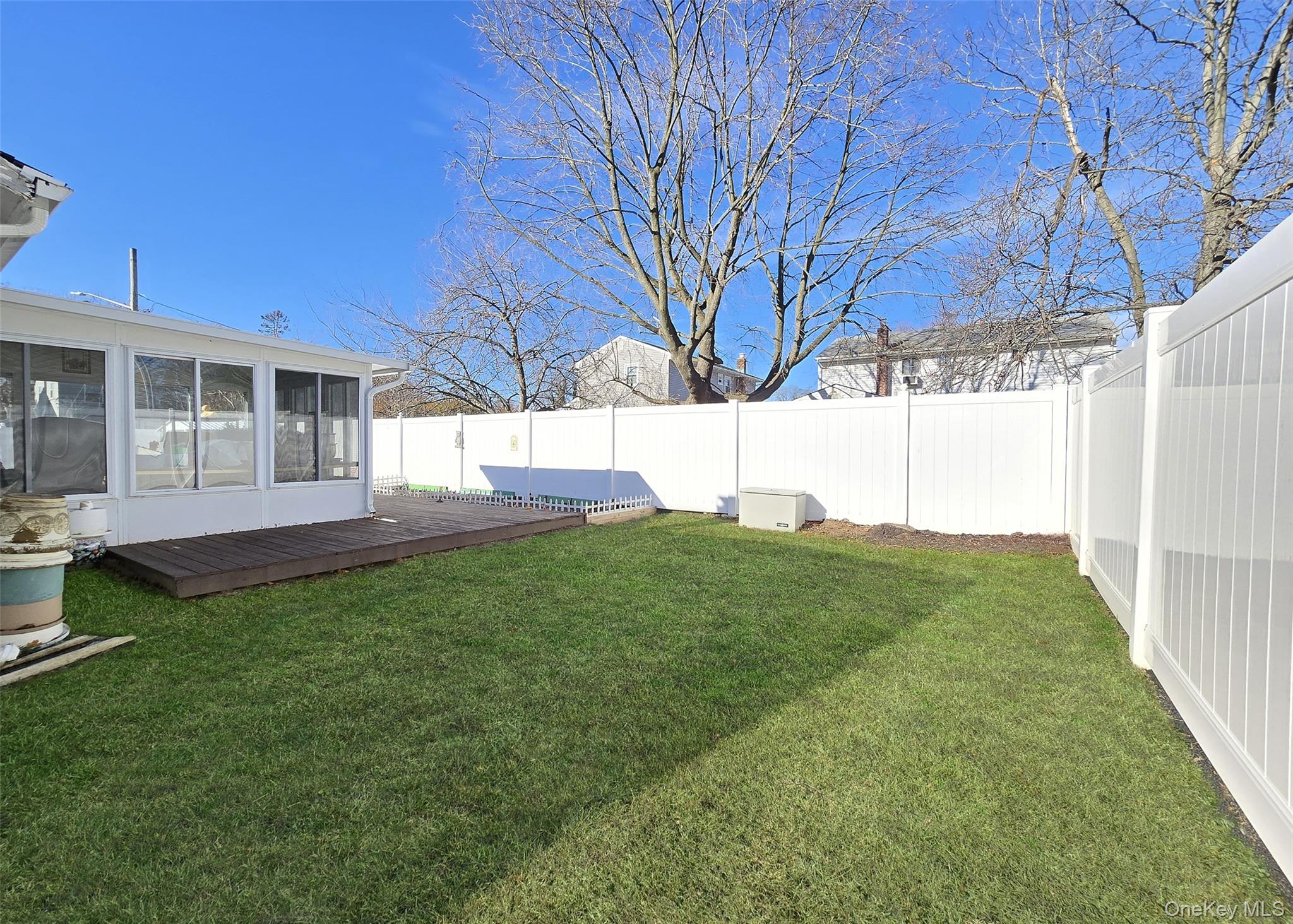 24 Quail Run, Massapequa, NY 11758