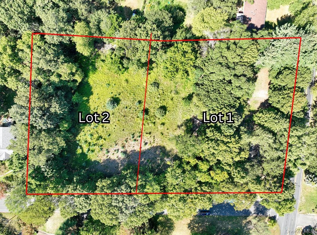 4 Bellows Lane, Chestnut Ridge, NY 10952