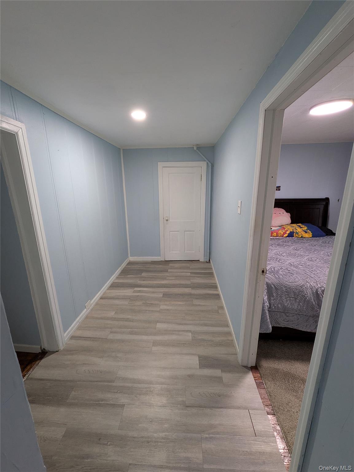 41 Stone Avenue, North Babylon, NY 11703