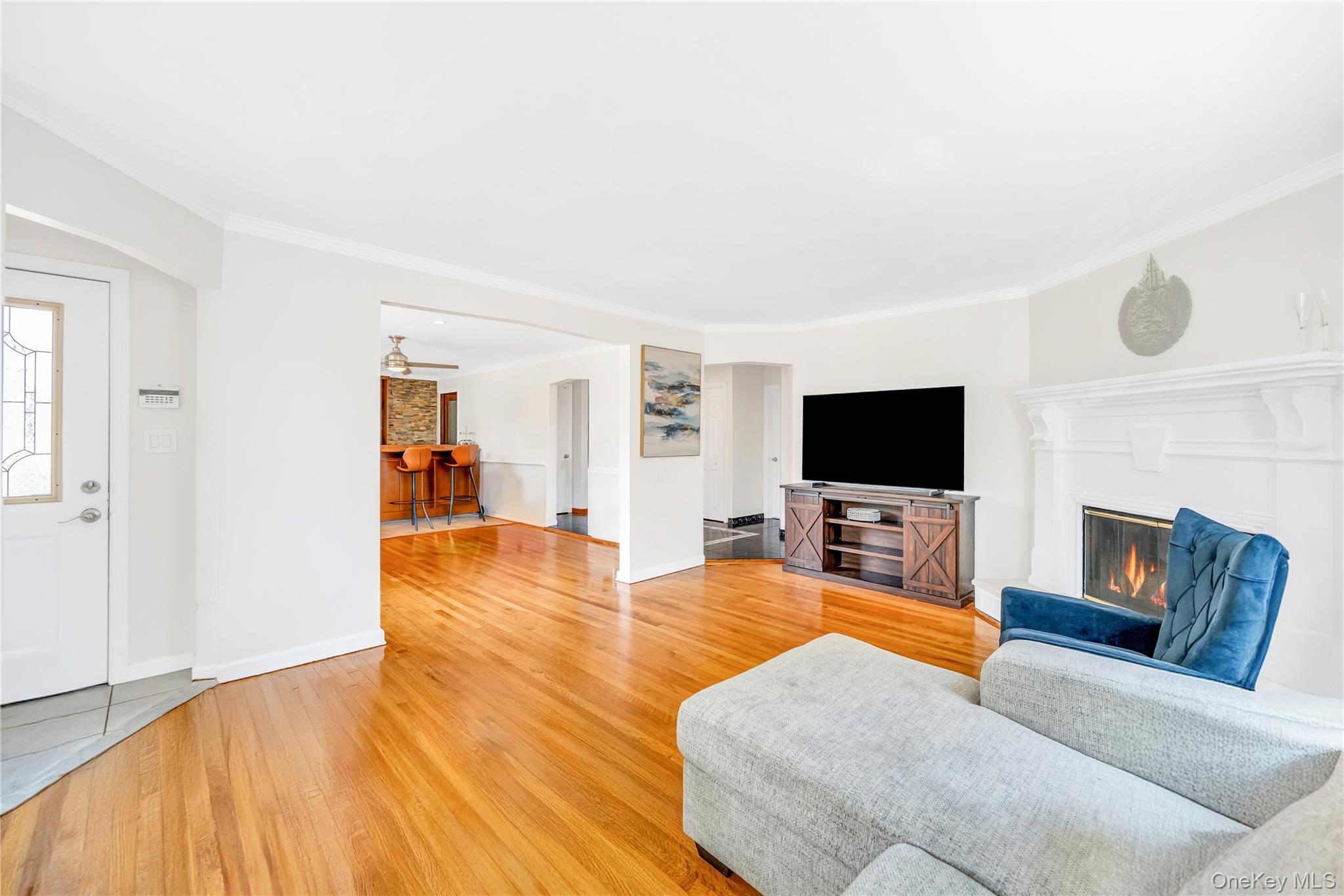 64 Hodson Avenue, Lynbrook, NY 11563