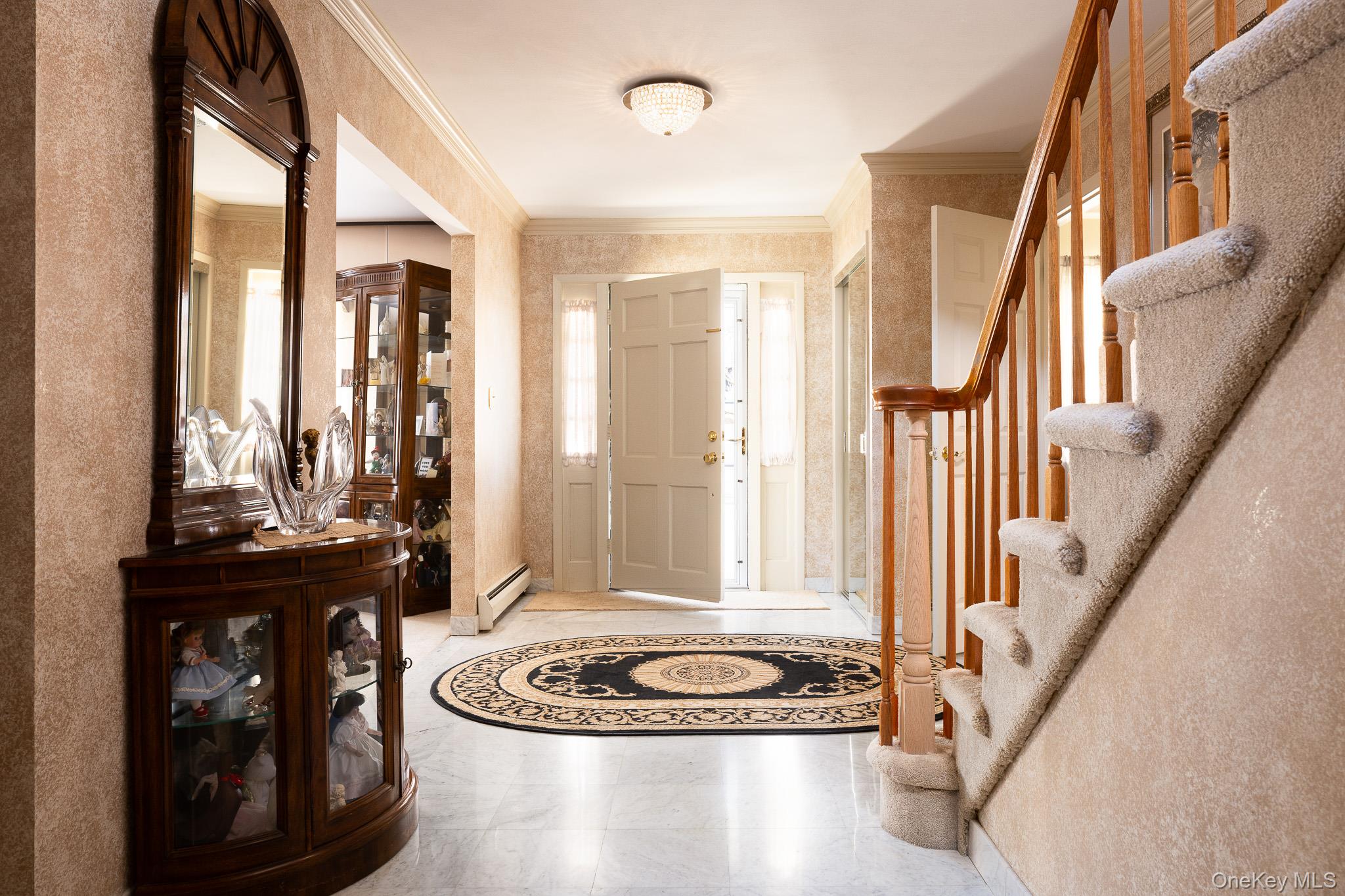 53 Tulipwood Dr, Commack, NY 11725