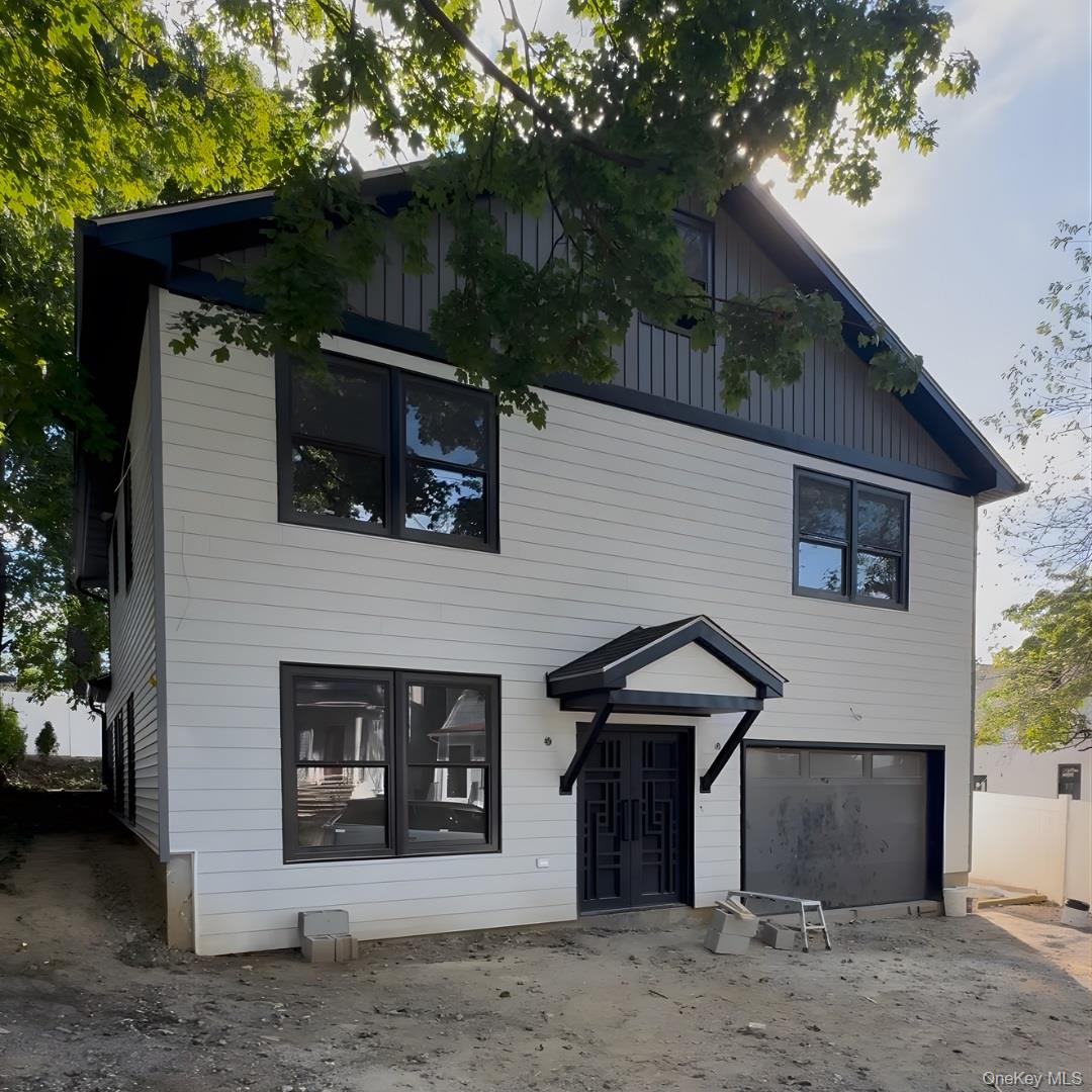 65 Chelsea Place, Yonkers, NY 10710