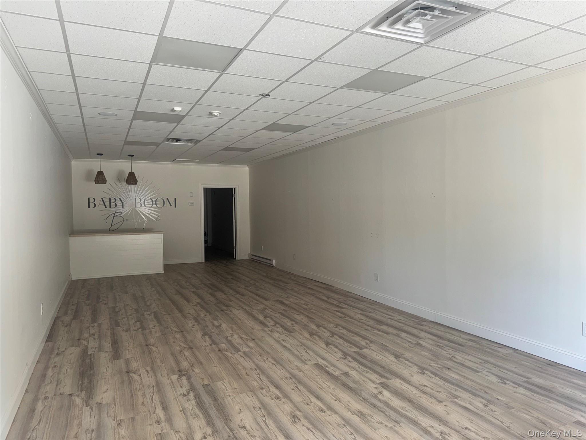 176 N Country Road # 4, Mount Sinai, NY 11766