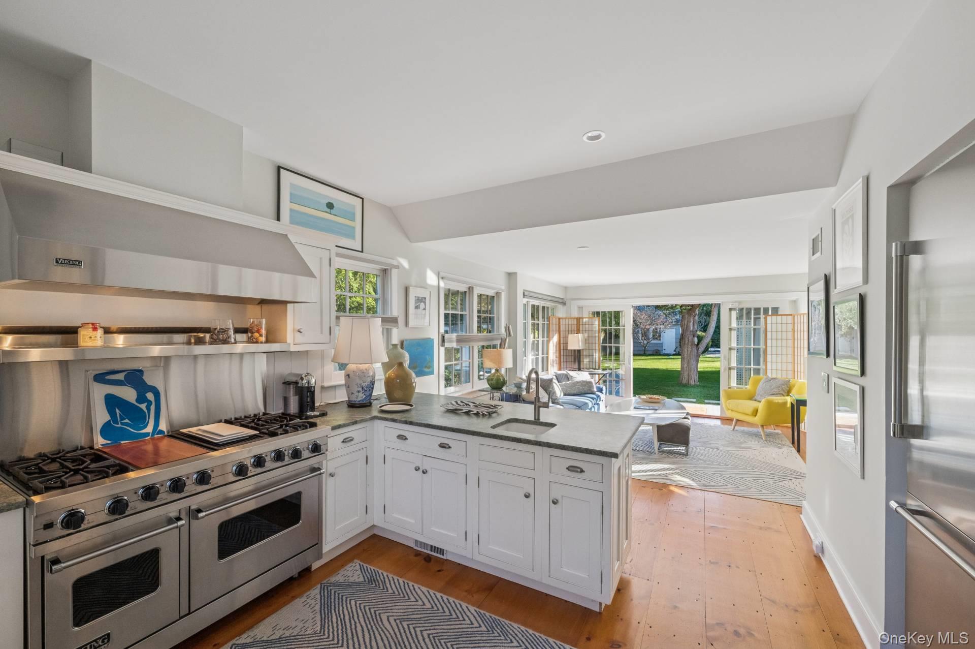 94 Post Lane, Southampton, NY 11968