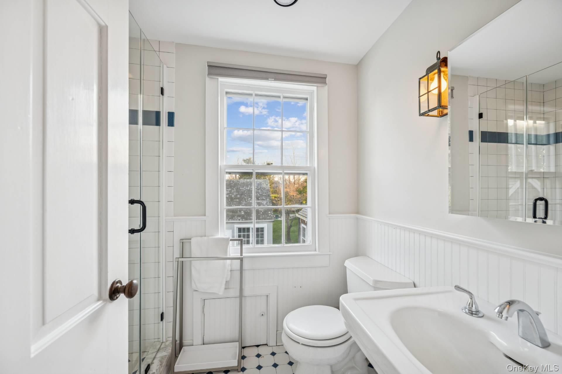 94 Post Lane, Southampton, NY 11968