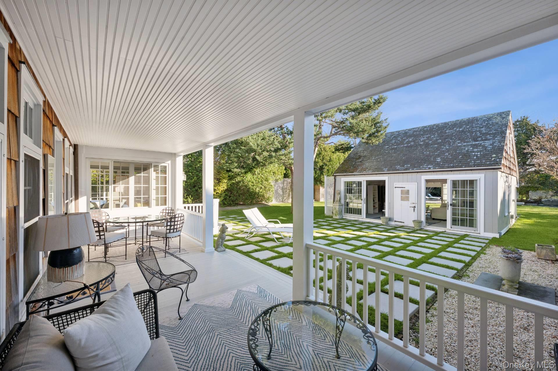 94 Post Lane, Southampton, NY 11968