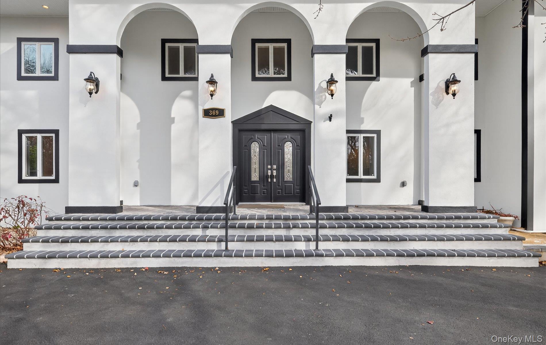 369 Vanderbilt Parkway, Dix Hills, NY 11746