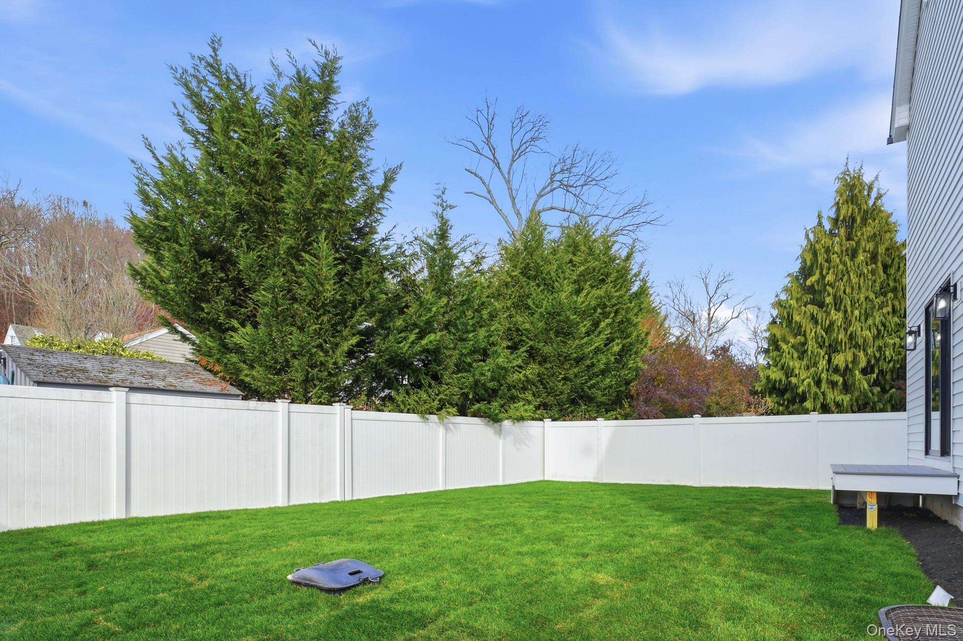 5 Ketcham Place, Melville, NY 11747