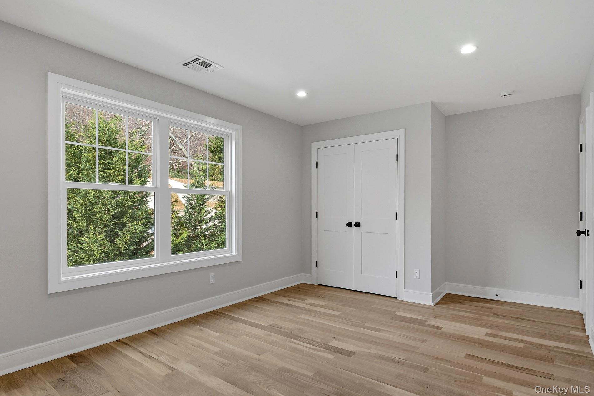 5 Ketcham Place, Melville, NY 11747