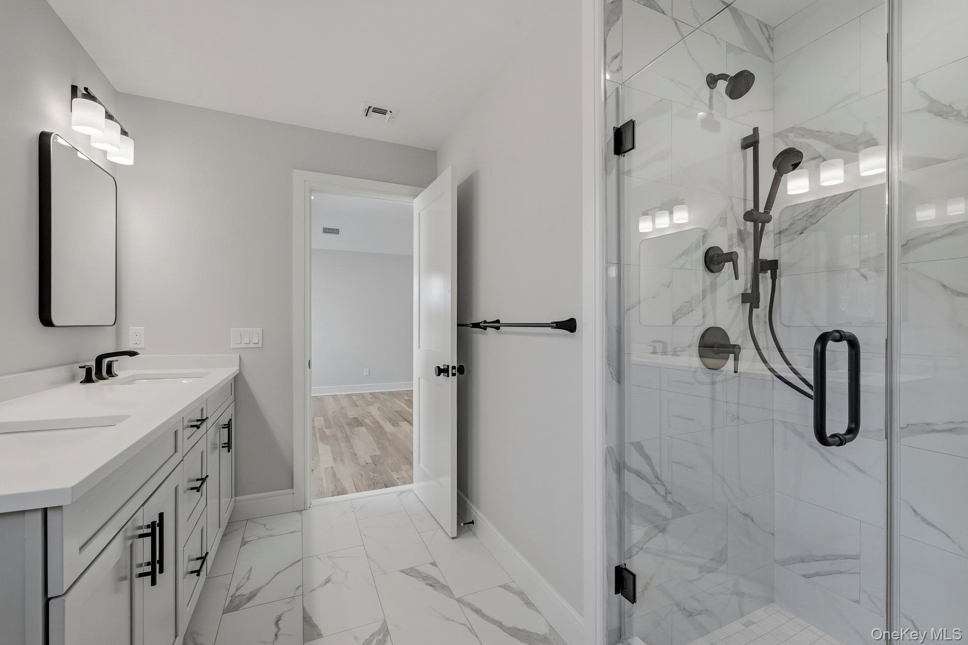 5 Ketcham Place, Melville, NY 11747