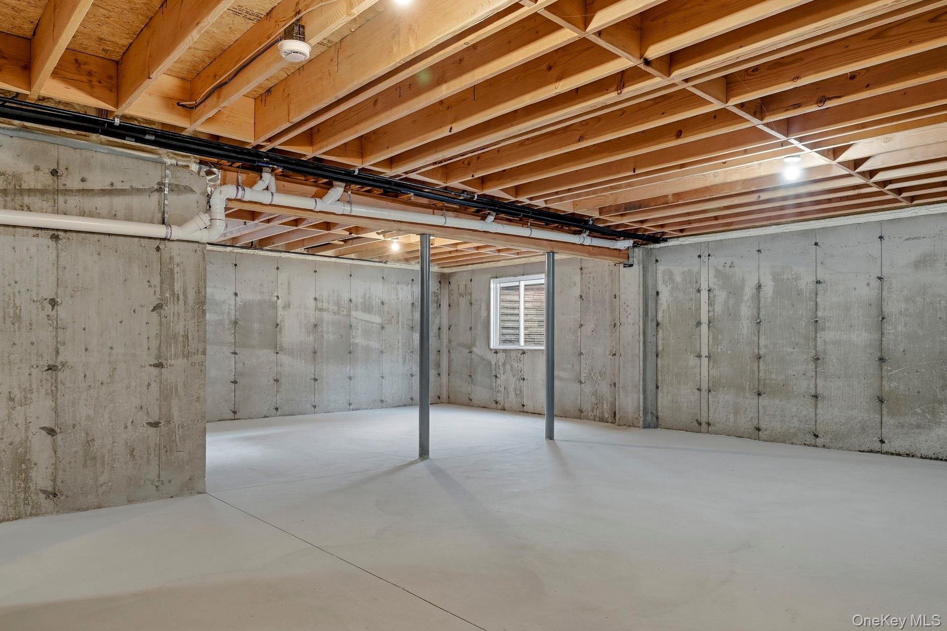 5 Ketcham Place, Melville, NY 11747