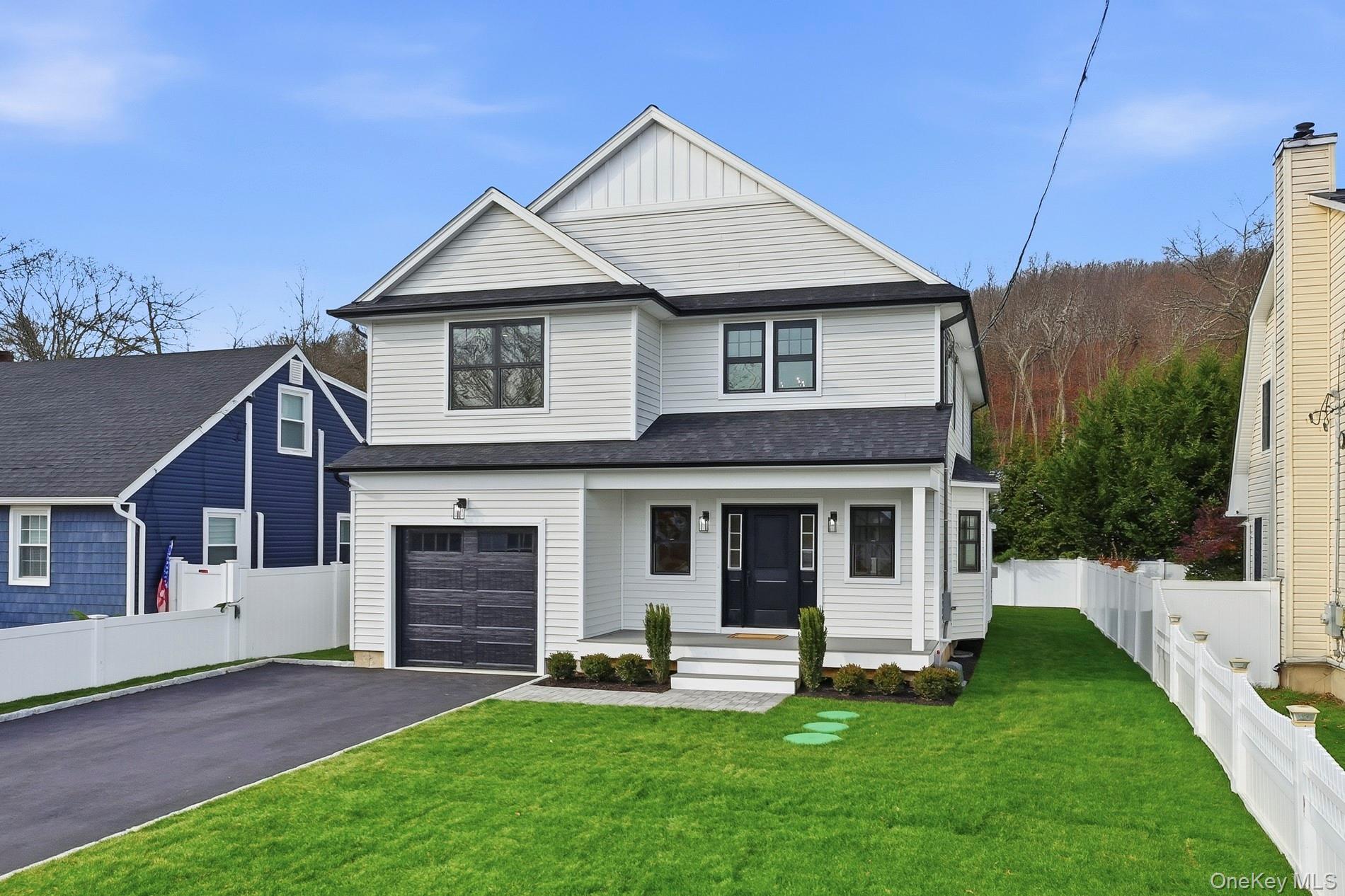 5 Ketcham Place, Melville, NY 11747