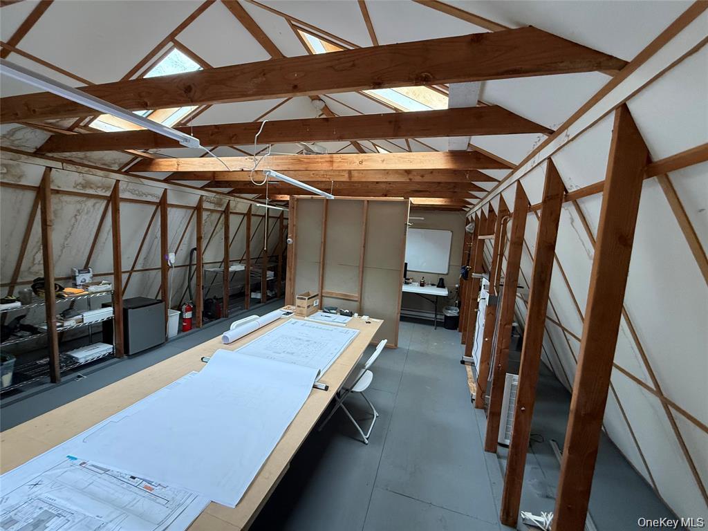 39 Cedar Drive, Southampton, NY 11968